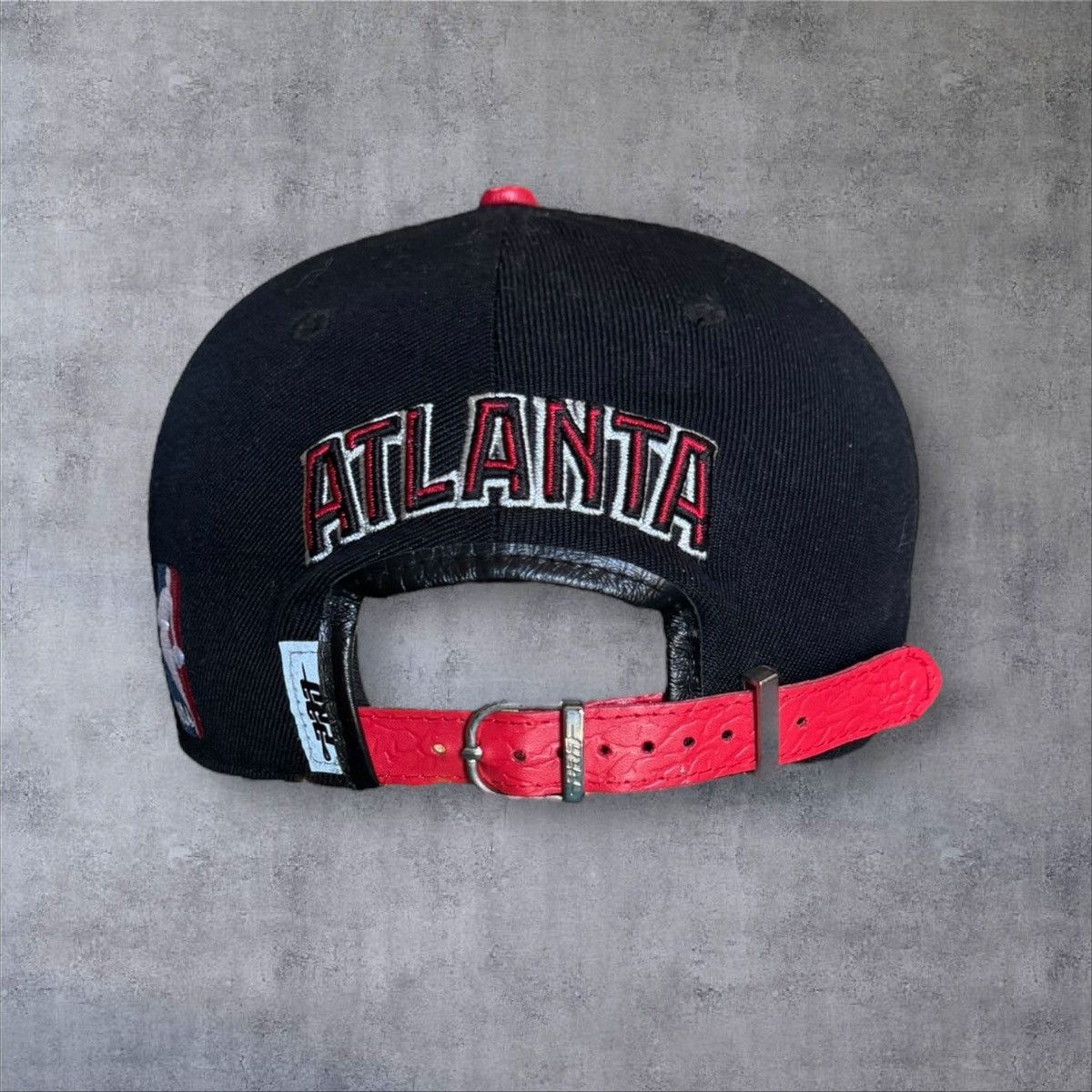 NBA Atlanta Hawks Pro Standard Basketball. Size ONE SIZE - 3 Thumbnail