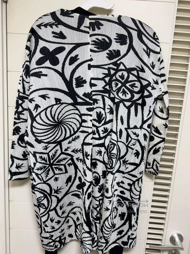 Issey Miyake Issey Miyake Tree of Life Cardigan Size L / US 10 / IT 46 - 2 Thumbnail