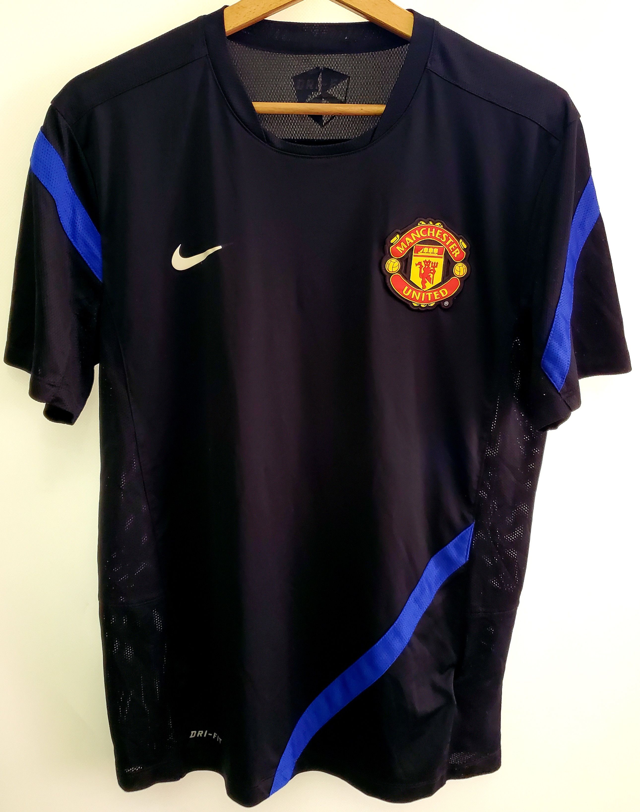 Nike Nike Manchester United 2011-2012 Training Soccer Jersey M Size US M / EU 48-50 / 2 - 1 Thumbnail