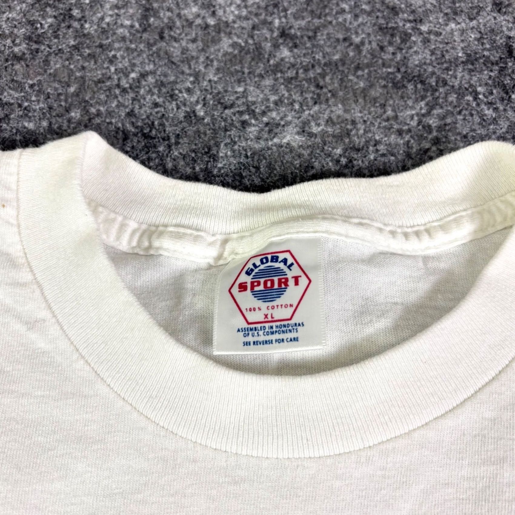 Vintage Vintage 98ROCK Baltimore Blood Drive Shirt Mens XL White Radio Promo Graphic - Original Size US XL / EU 56 / 4 - 5 Thumbnail
