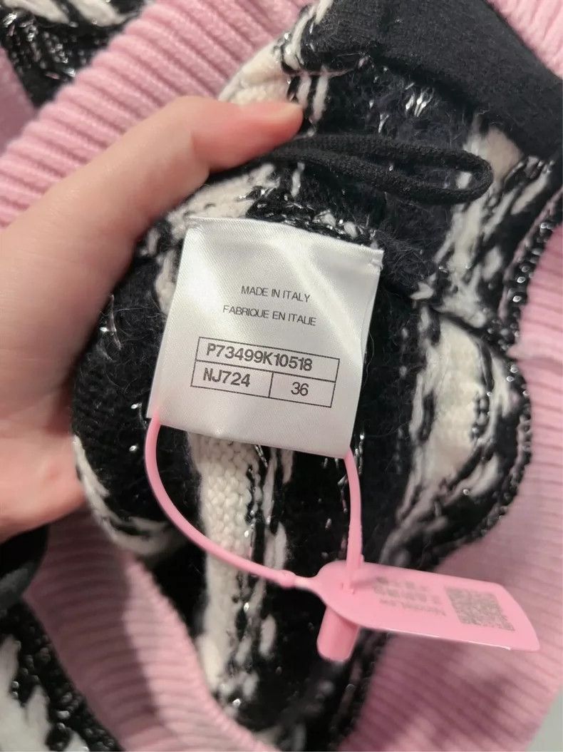 Chanel Chanel 22 autumn and winter pink edge striped knitted card Size XS / US 0-2 / IT 36-38 - 6 Thumbnail