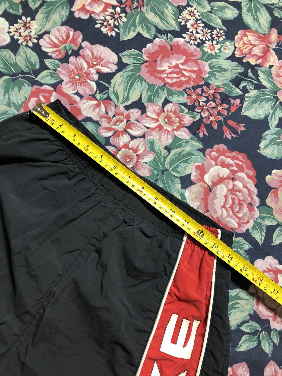 Nike Nike Shorts Size US 30 / EU 46 - 14 Thumbnail