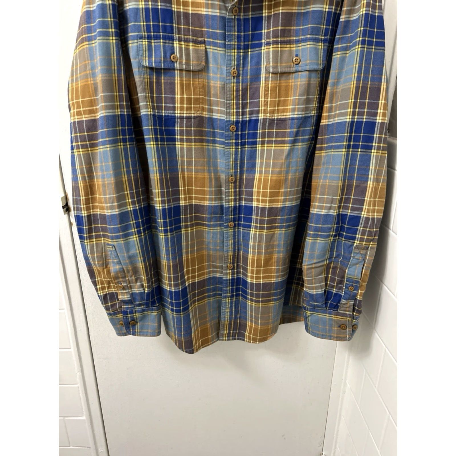 Vintage L.L. Bean Signature Castine Flannel Shirt Mens Large Blue Yellow Slim Fit Button-Up Plaid Casual Workwear Vintage: No Size US L / EU 52-54 / 3 - 3 Thumbnail