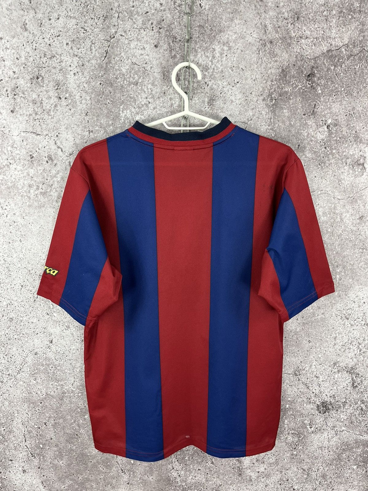 Nike Nike F.C. Barcelona 1998 Special Jersey Size 15-16 Y Male S Size US S / EU 44-46 / 1 - 10 Thumbnail