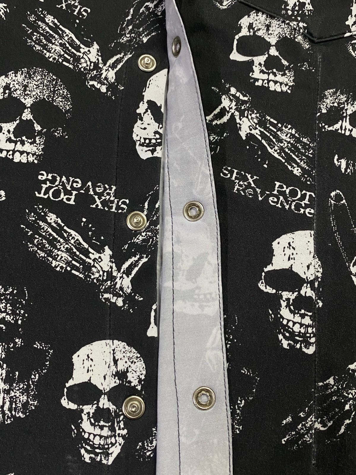 Sex Pot ReVeNGe Sex Pot Revenge Skull Full Print Stretch Shirt Snep Button Size US L / EU 52-54 / 3 - 12 Thumbnail