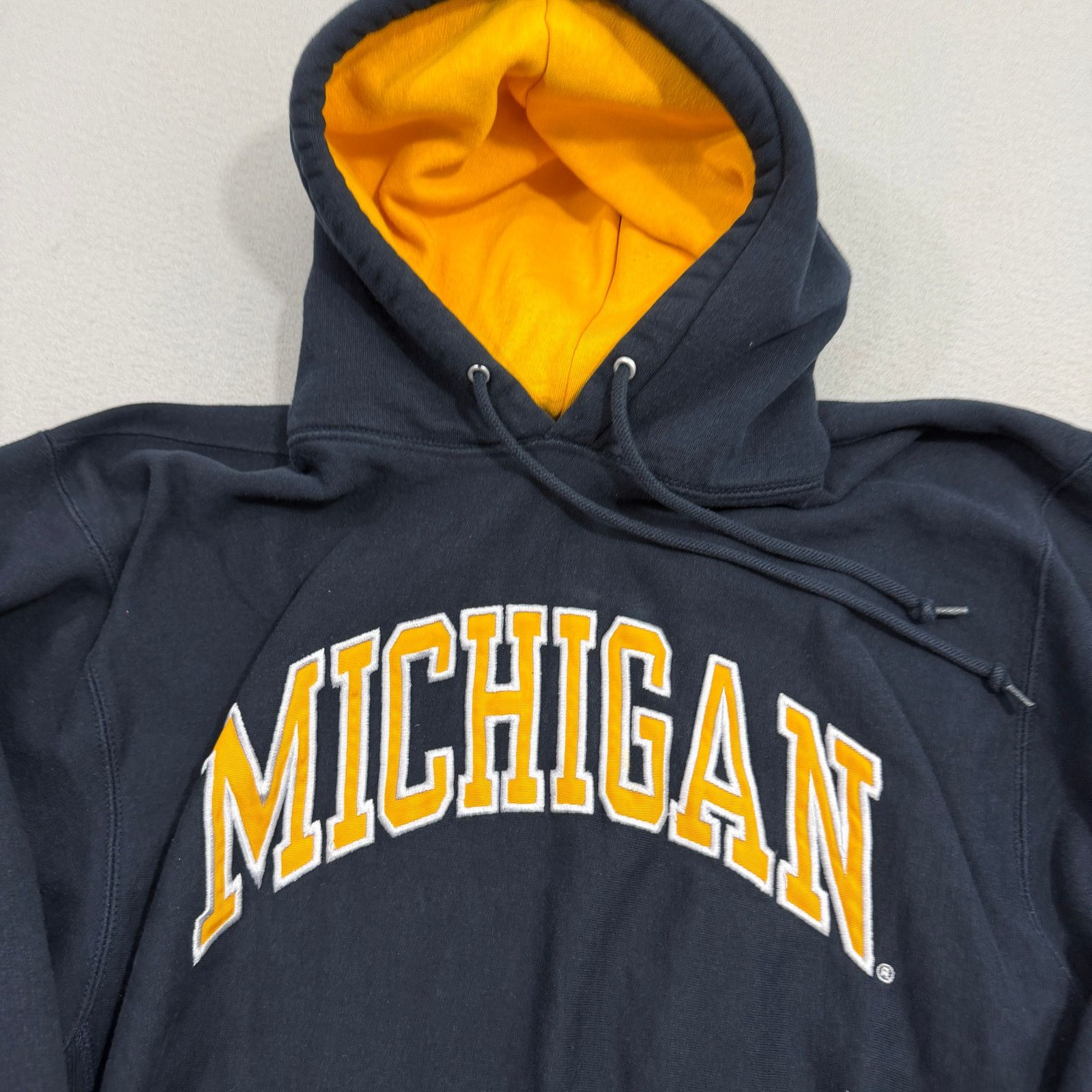 Vintage Vintage Michigan Wolverines Hoodie Men's Large Blue Yellow Size US L / EU 52-54 / 3 - 3 Thumbnail