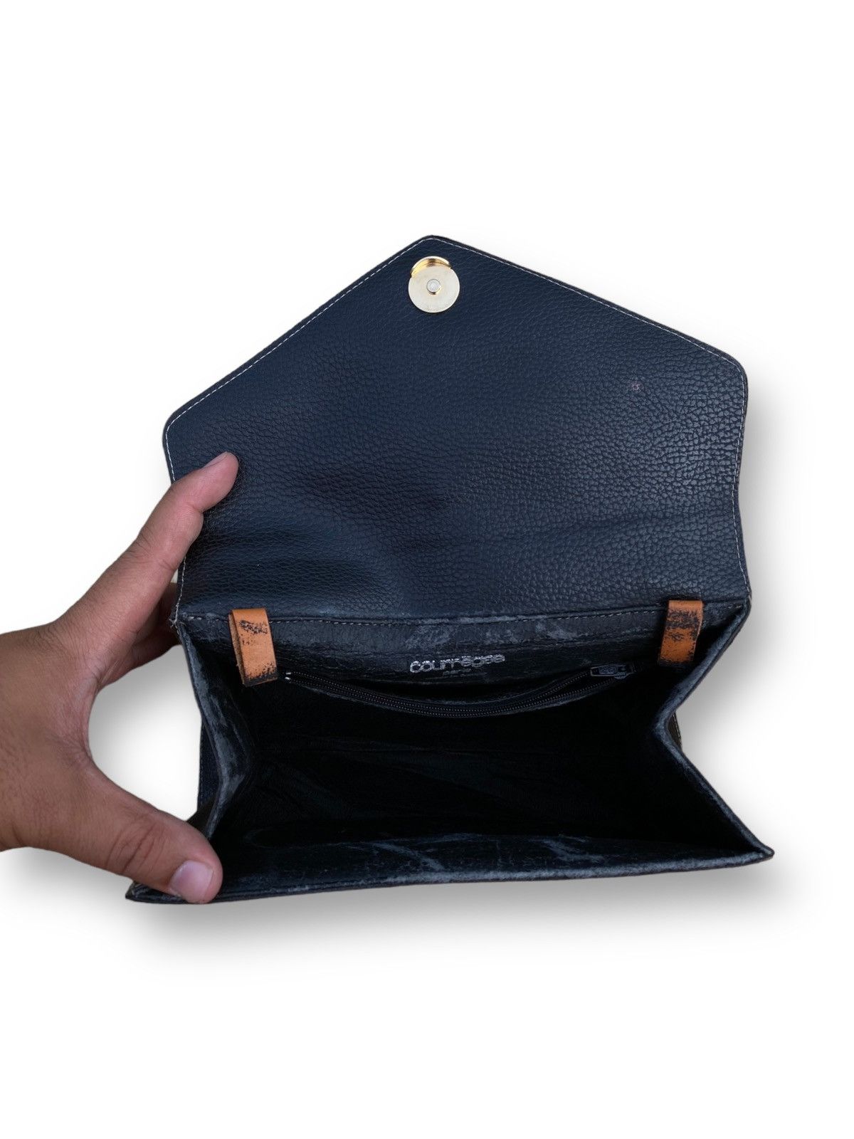Courreges × Vintage VINTAGE COURREGES GENUINE LEATHER BAG. Size ONE SIZE - 7 Thumbnail