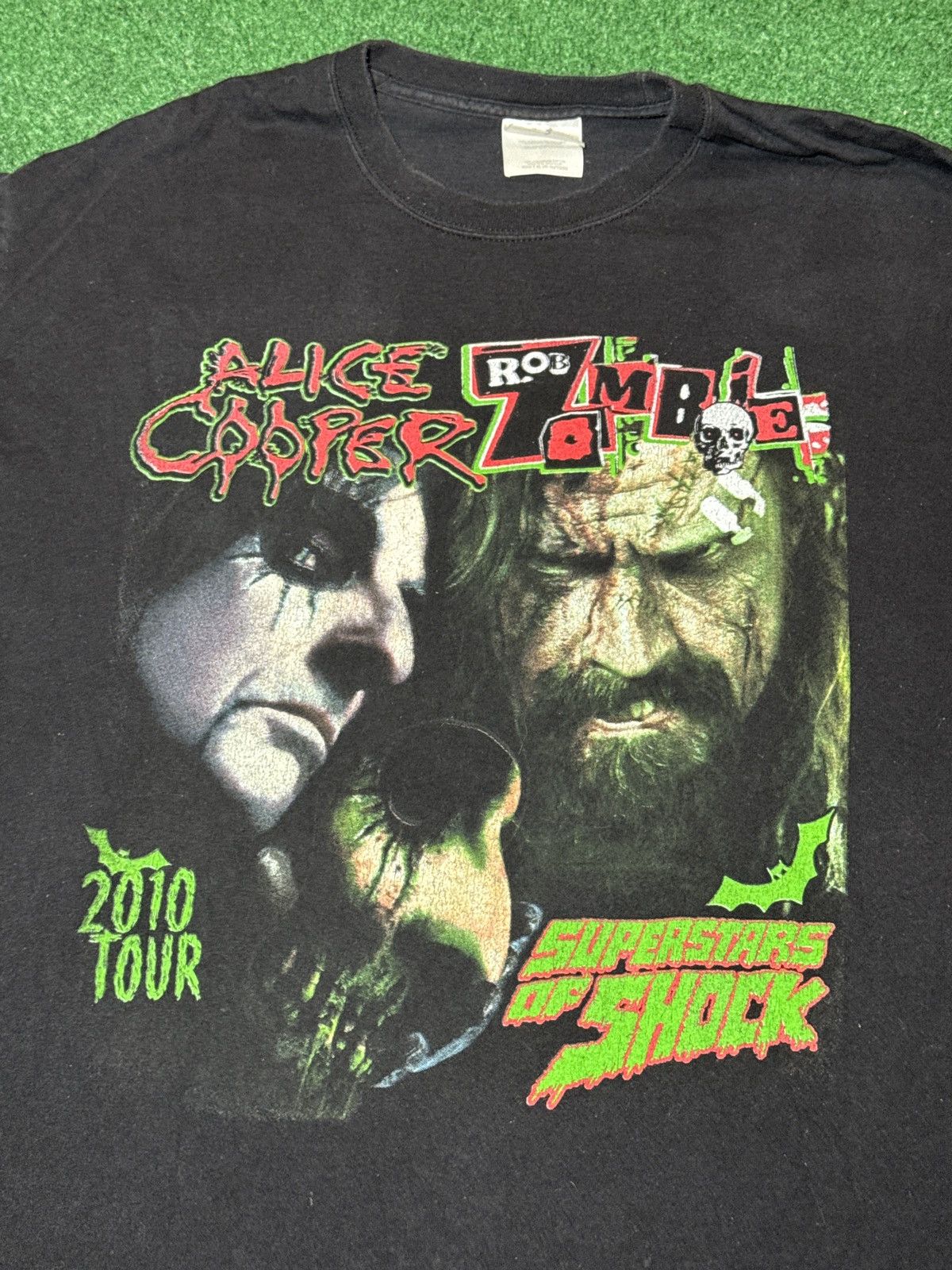 Band Tees Vintage Y2K Rob Zombie Alice Cooper XL Concert T Shirt Size US XL / EU 56 / 4 - 2 Thumbnail