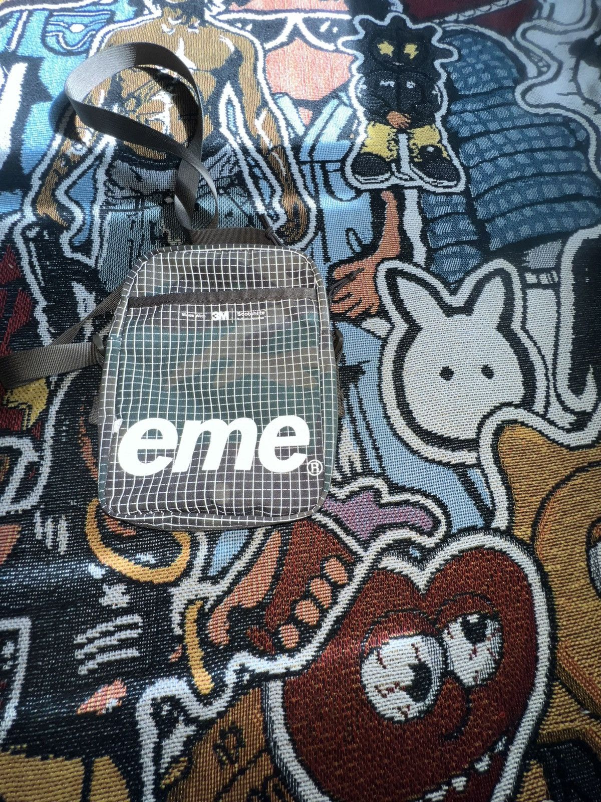 Supreme 📟Supreme Reflective Shoulder Bag📟 Size ONE SIZE - 9 Thumbnail