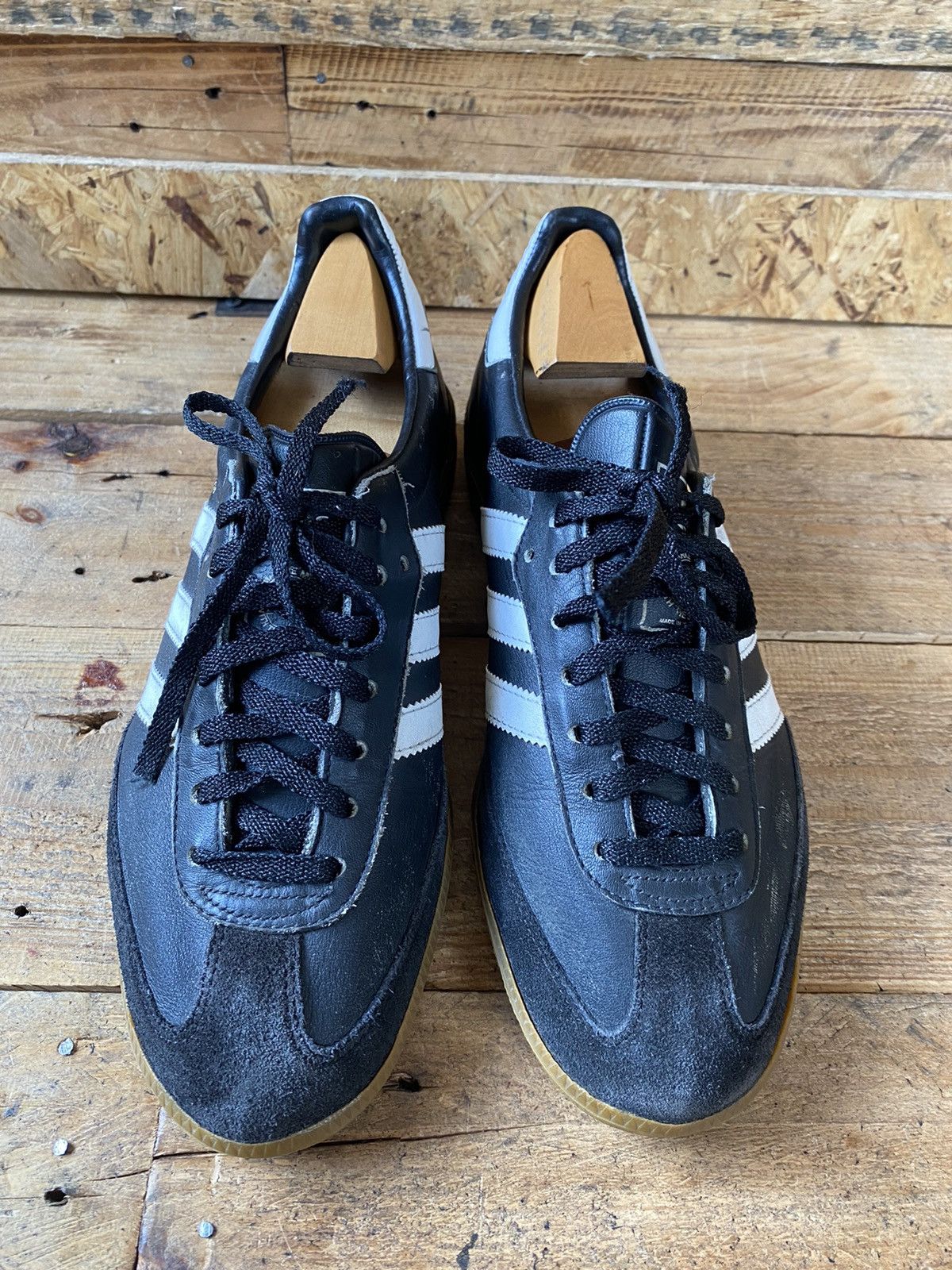 Vintage Vintage adidas samba made in yugoslavia uk sz 7 Size US 8 / EU 41 - 8 Thumbnail