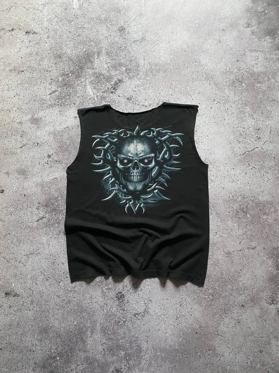 Band Tees VINTAGE 90s SKULL METAL TRIBAL FADED SLEEVELESS TEE TANK TOP Size US L / EU 52-54 / 3 - 1 Thumbnail