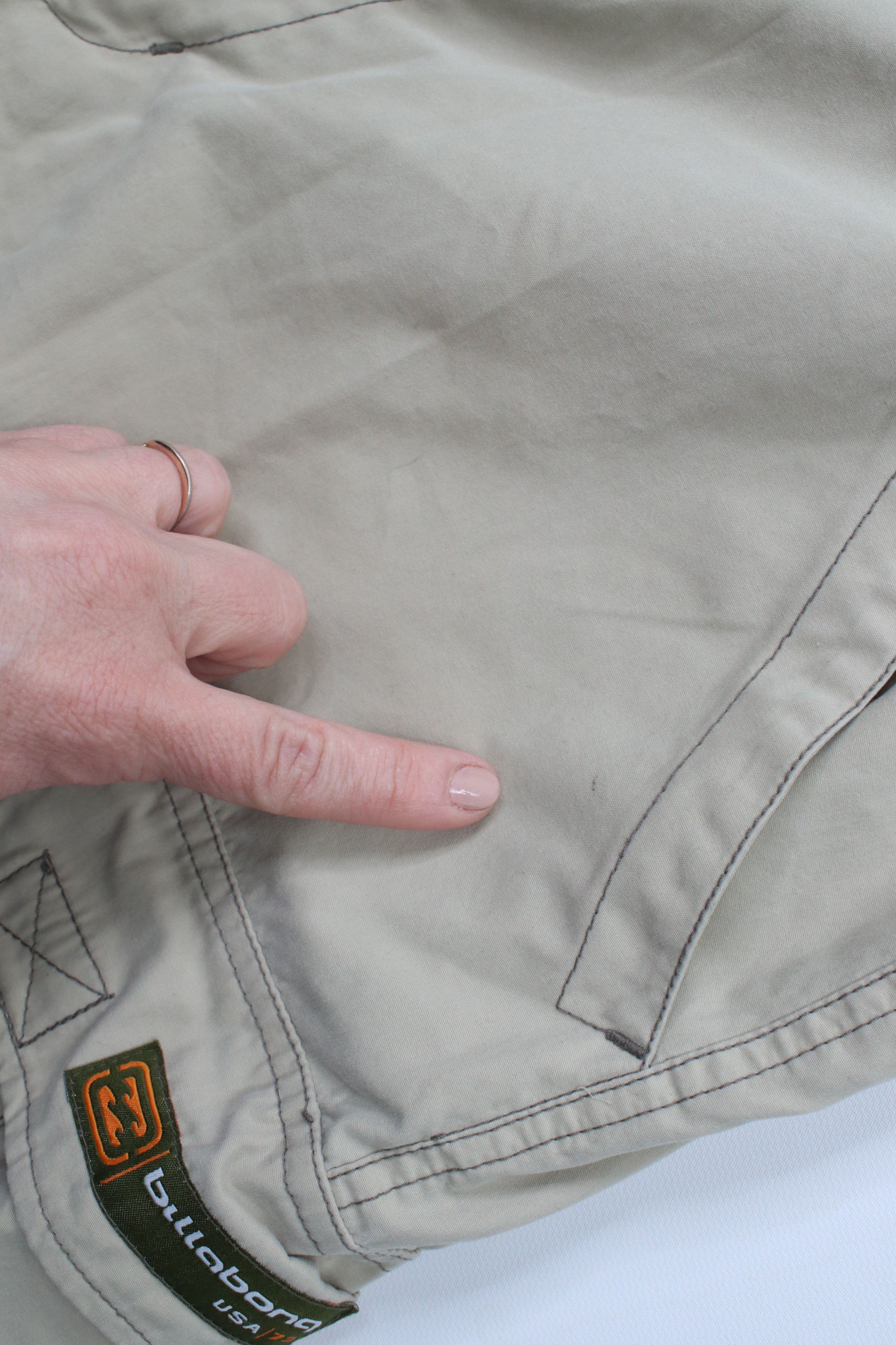 Billabong × Vintage Vintage 90s Y2K Billabong Surfing Baggy Cargo Shorts Beige Size US 32 / EU 48 - 7 Thumbnail