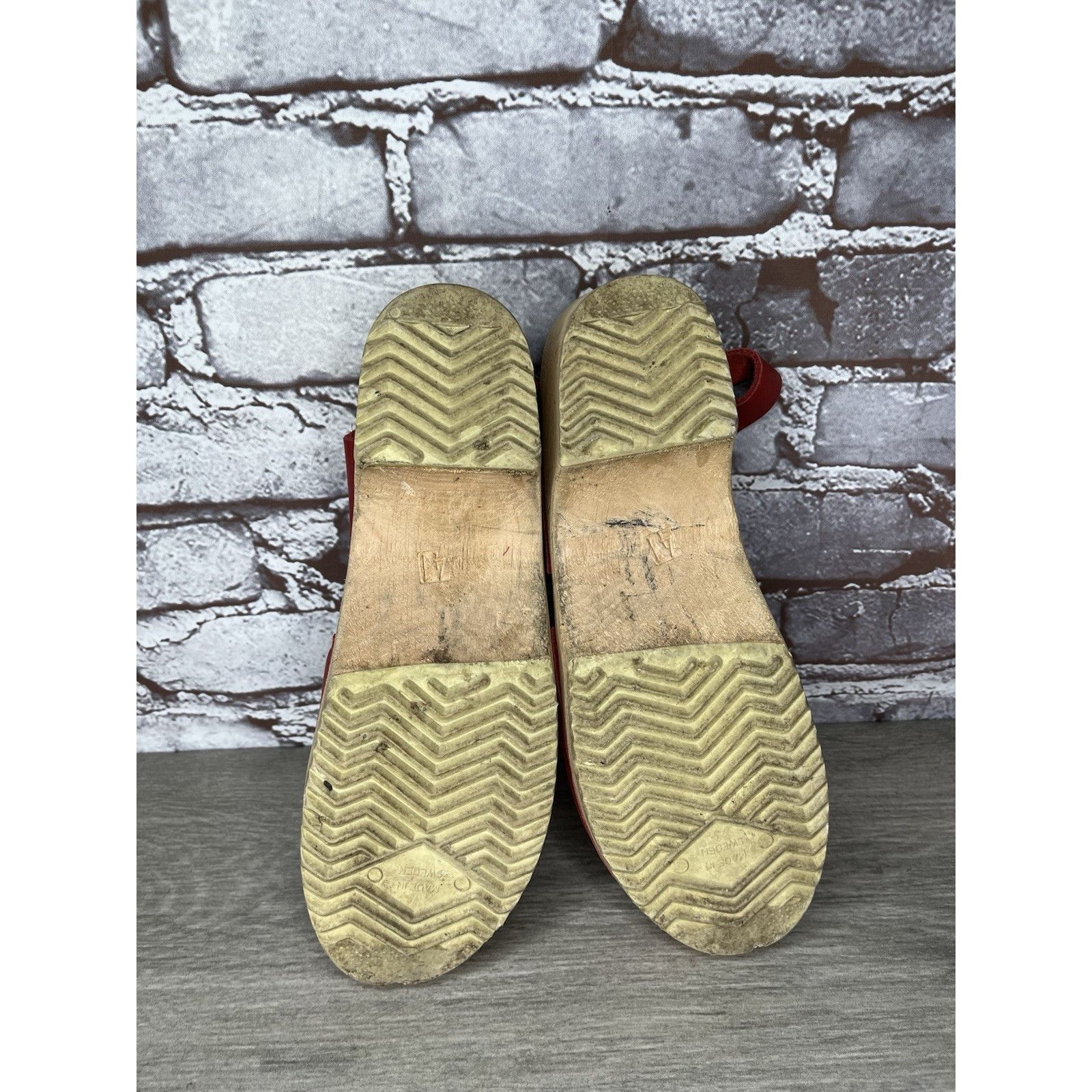 Warren Lotas Lotta's Stockholm T-bar Highwood Red Leather Clogs Nubuck Wo Size US 10.5 / IT 40.5 - 22 Thumbnail