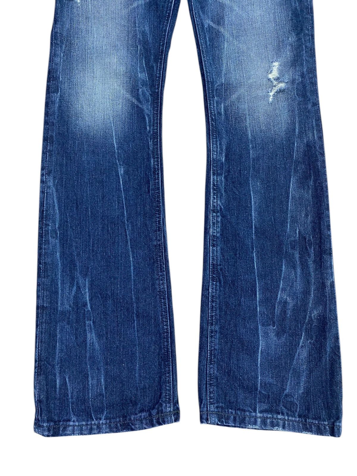 Japanese Brand Japanese Brand Whiskers Ripped Style Bootcut Jeans Size US 30 / EU 46 - 9 Thumbnail