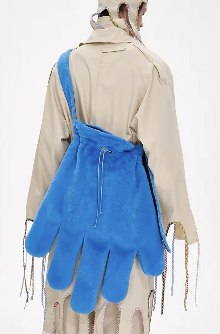 Japanese Brand Fashion Hand Shape shoulder bag messenger bag Size ONE SIZE - 3 Thumbnail