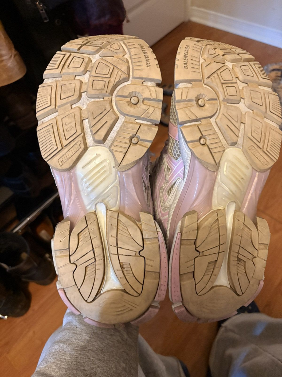 Balenciaga Balenciaga Runner Sneakers Pink & White Size US 10 / EU 43 - 6 Thumbnail