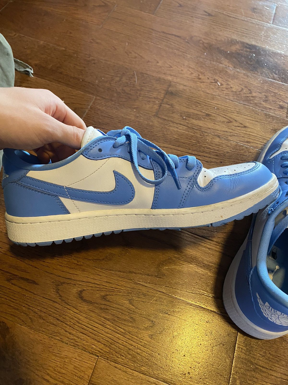 Jordan Brand × Nike Jordan 1 Retro UNC Golf Lows - Size 9.5 Size US 9.5 / EU 42-43 - 3 Thumbnail