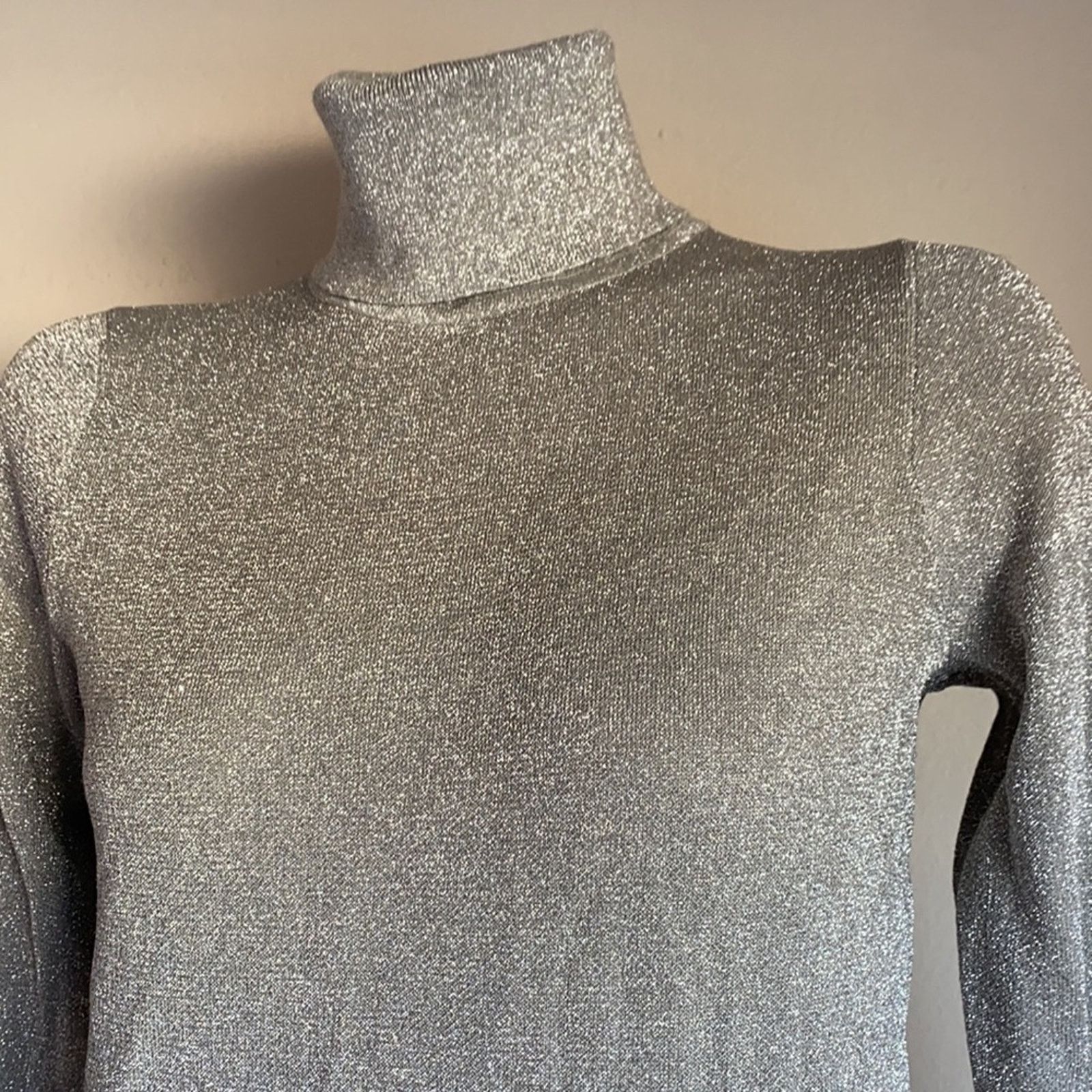 J.Crew J.crew turtleneck top silver NWT xs w lots of stretch Size XS / US 0-2 / IT 36-38 - 2 Thumbnail