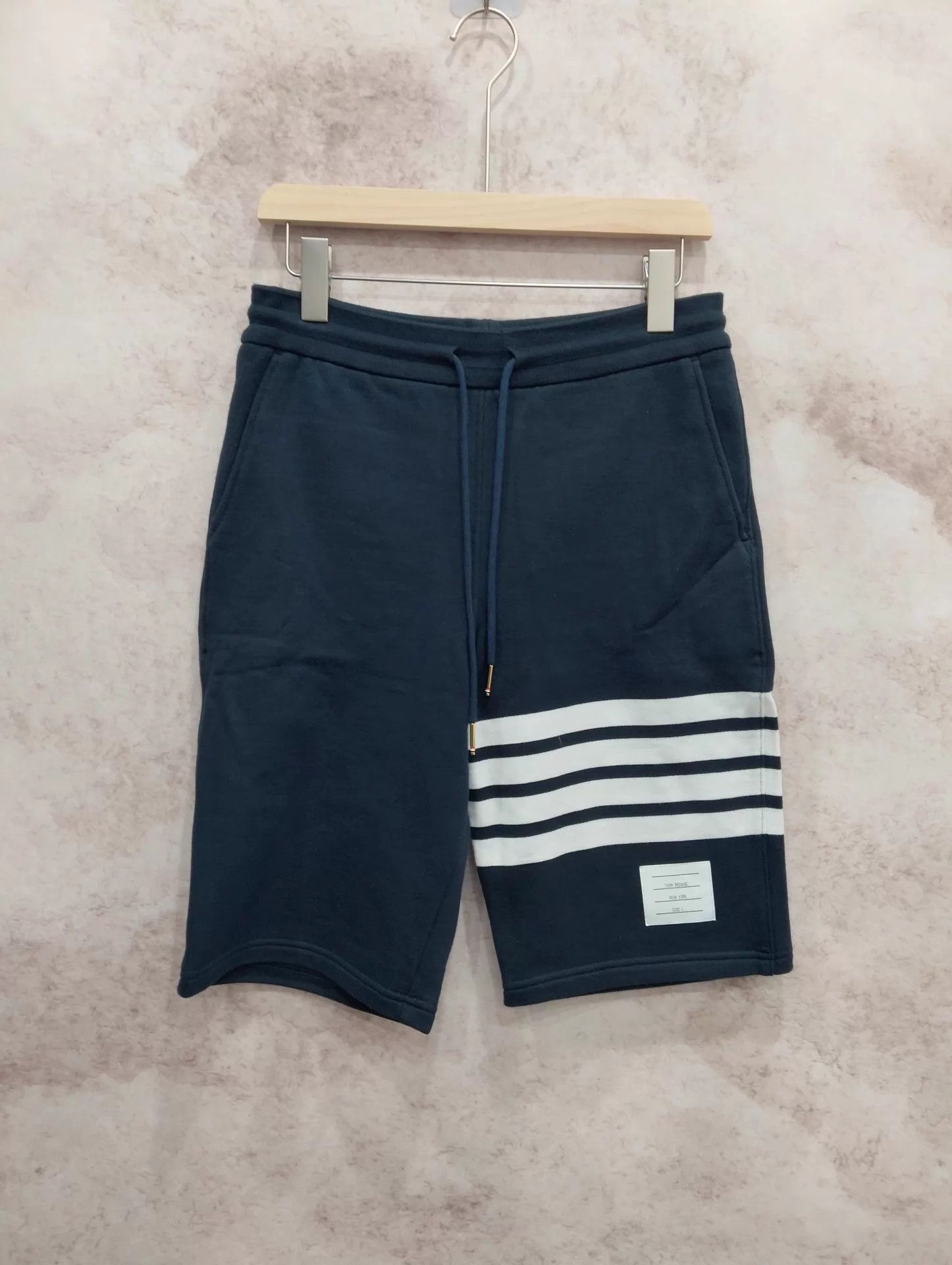 Thom Browne Thom Browne Classic 4-Bar Drawstring Short 0 95 New Size US 30 / EU 46 - 1 Thumbnail