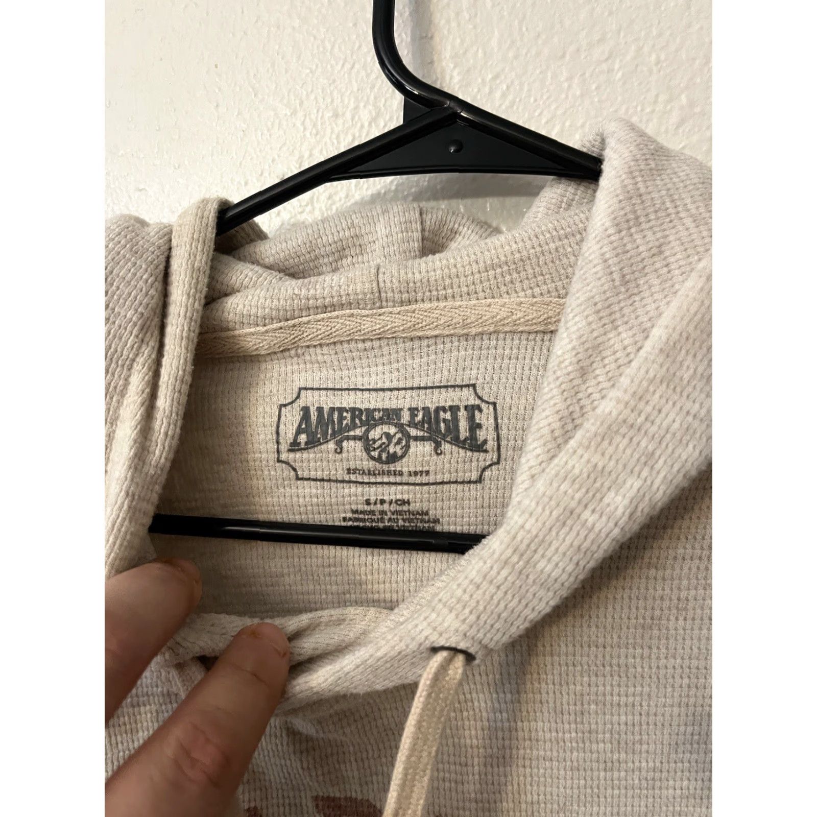 American Eagle Outfitters VINTAGE American Eagle Hoodie Men Small Pullover Long Sleeve Drawstring Beige Casual Clothes Size US S / EU 44-46 / 1 - 3 Thumbnail