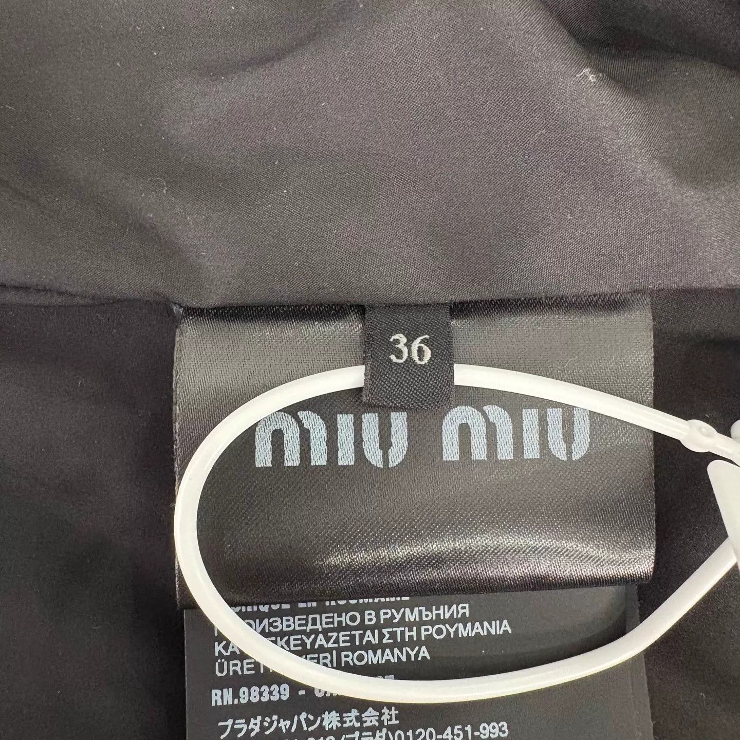 Miu Miu MIU MIU Gray Embroidered Logo Fur Collar Zip Fleece Jacket Size XS / US 0-2 / IT 36-38 - 6 Thumbnail