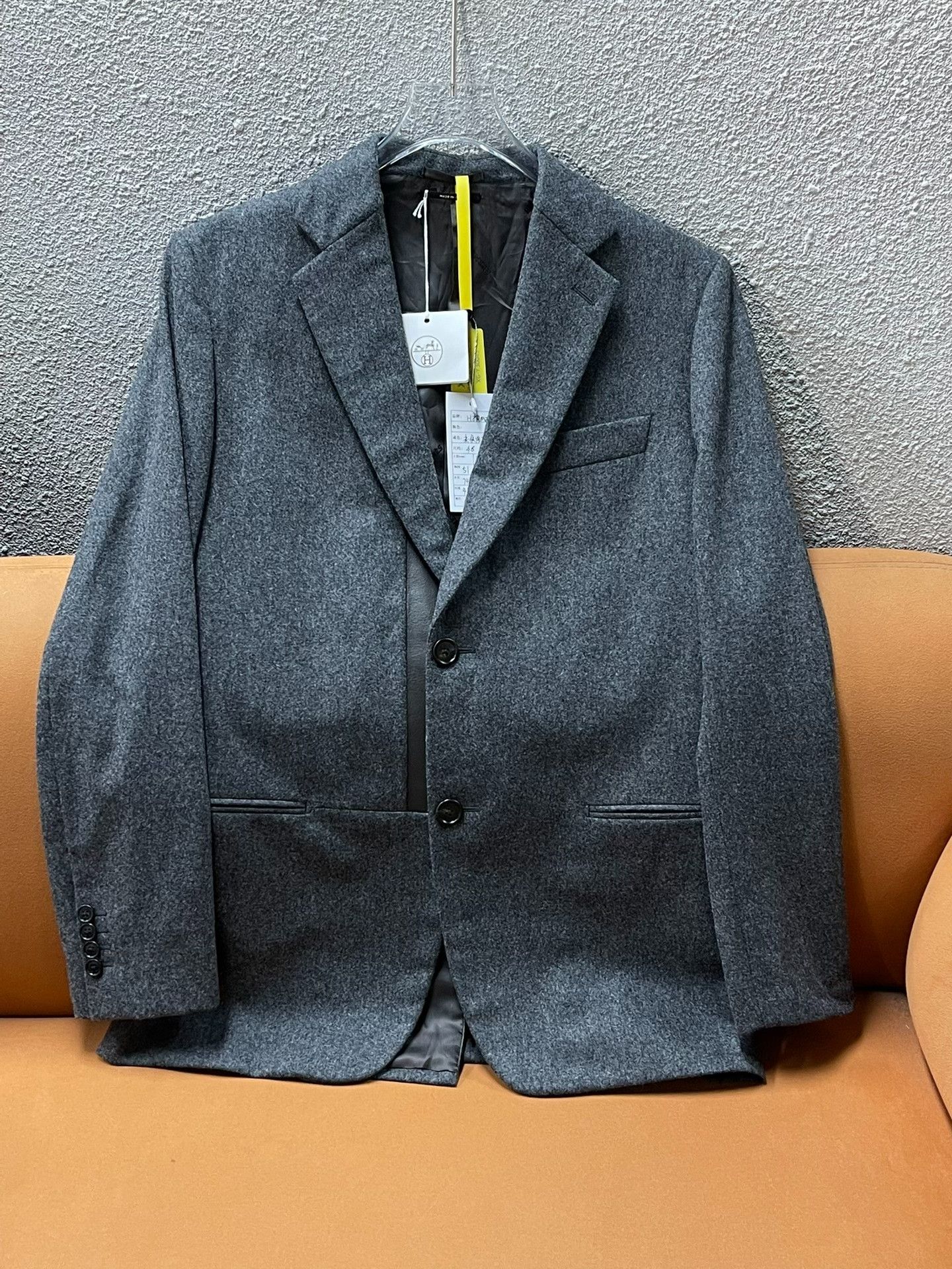Hermes Hermès Gray Wool Men's Suit Jacket Size US M / EU 48-50 / 2 - 1 Thumbnail