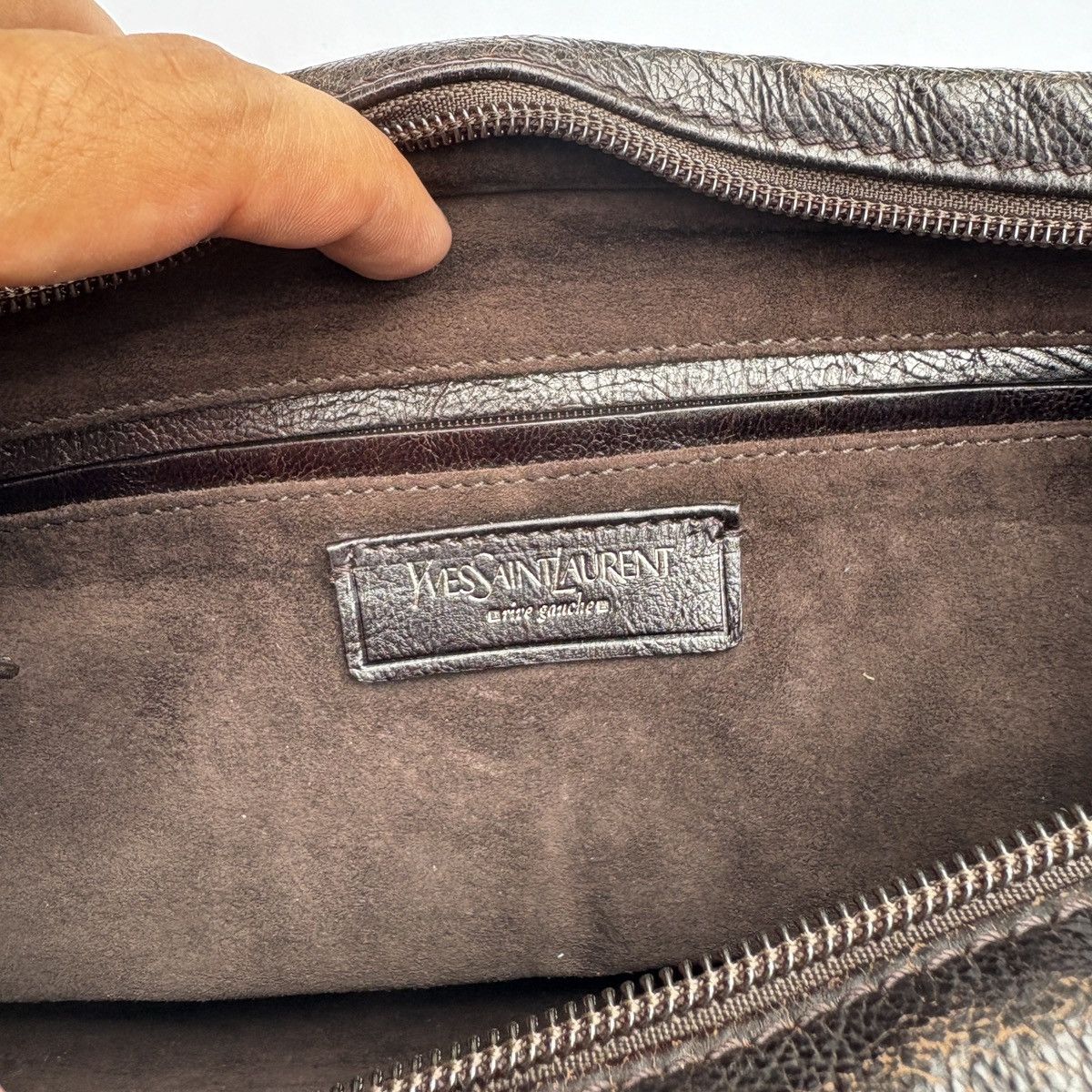 Yves Saint Laurent YVES SAINT LAURENT by Tom Ford BLACK LEATHER MOMBASA BAG Size ONE SIZE - 13 Thumbnail