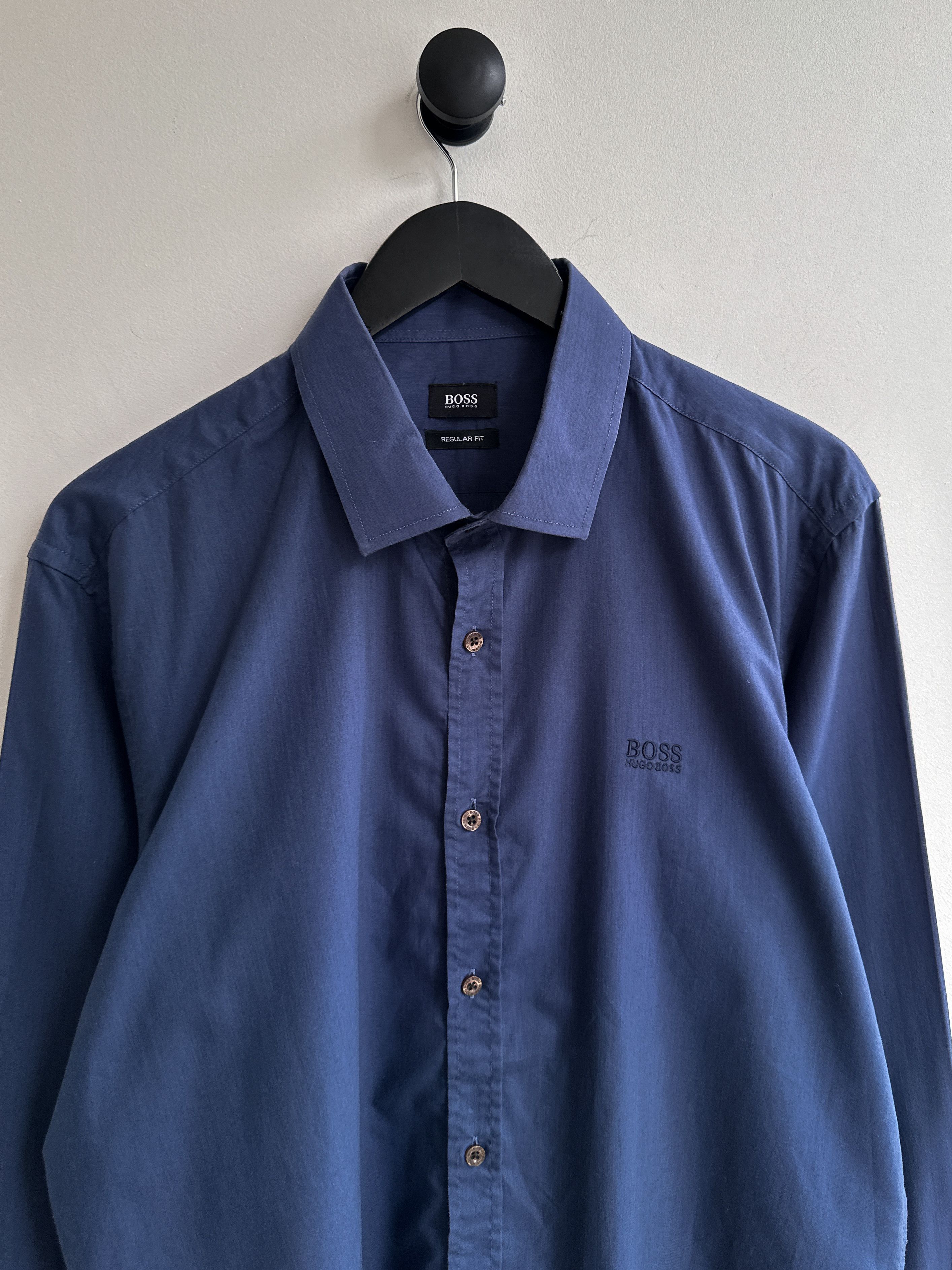 Hugo Boss Hugo Boss Blue Shirt Button Up Size US XL / EU 56 / 4 - 2 Thumbnail