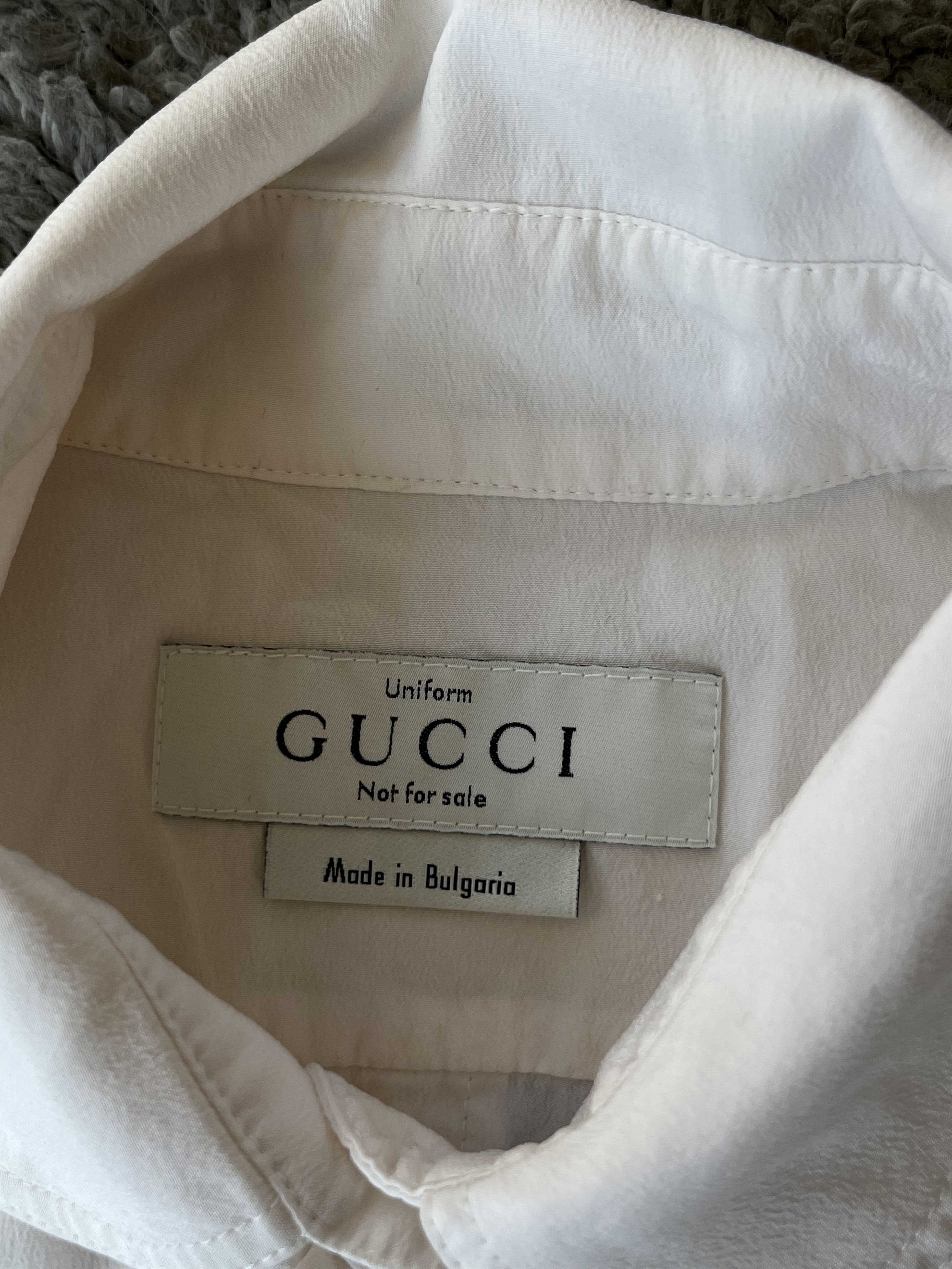 Gucci GUCCI Basic Shirt MADE IN BULGARY 100% Silk size 40(S) Size S / US 4 / IT 40 - 8 Thumbnail