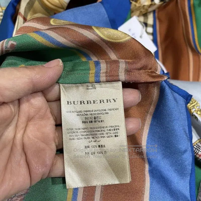 Burberry Burberry Multicolor Silk Long Sleeve Blouse. Size M / US 6-8 / IT 42-44 - 2 Thumbnail
