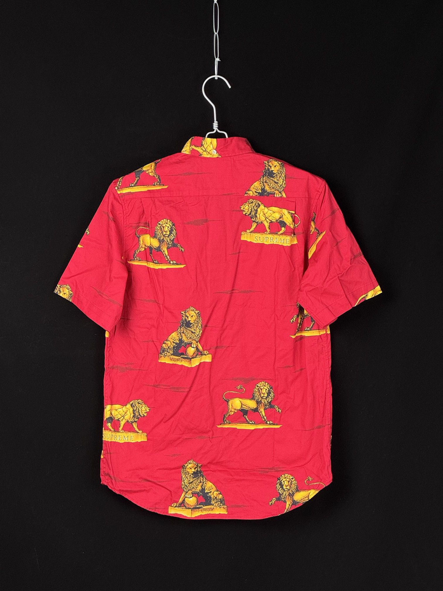 Supreme lion shirt (2015) Size US M / EU 48-50 / 2 - 5 Thumbnail
