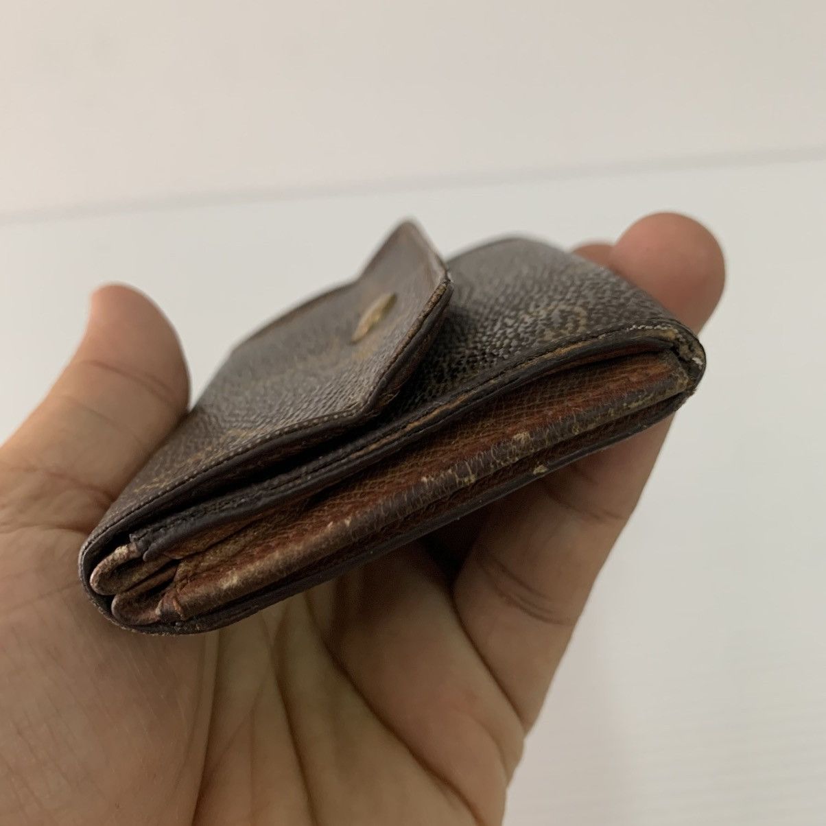 Louis Vuitton Authentic Louis Vuitton Coin Bag Size ONE SIZE - 6 Thumbnail