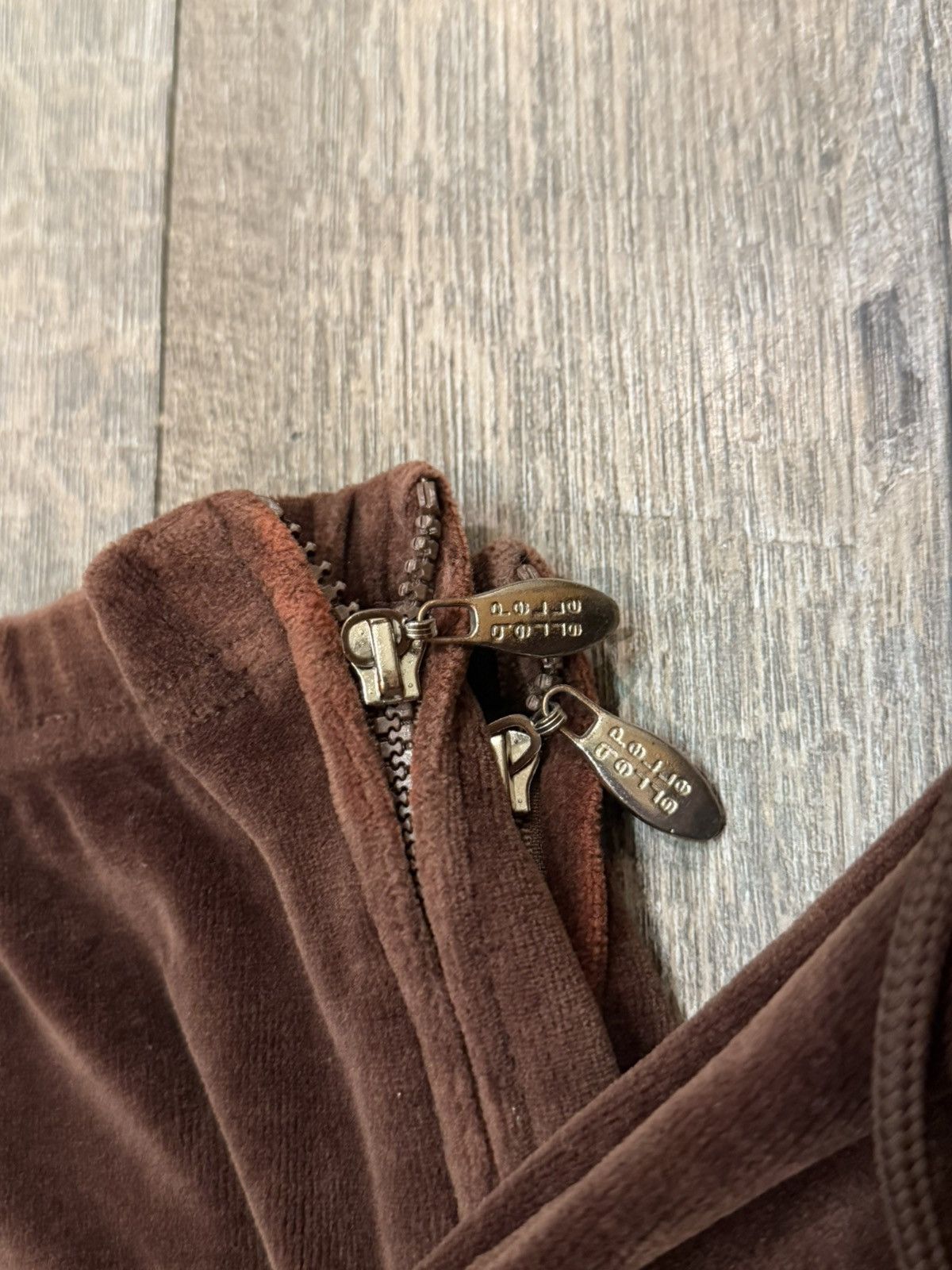 Pelle Pelle Vintage Pelle Pelle Brown Velour Track Pants size 2XL Size US 40 / EU 56 - 4 Thumbnail