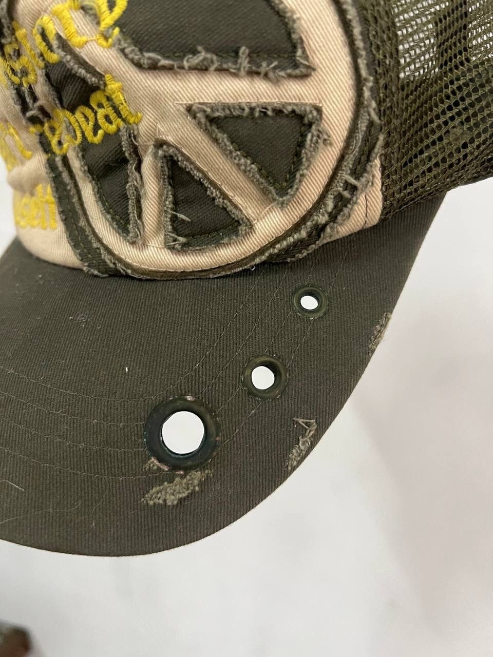 Japanese Brand Peace Distressed Style Trucker Hat Size ONE SIZE - 12 Thumbnail