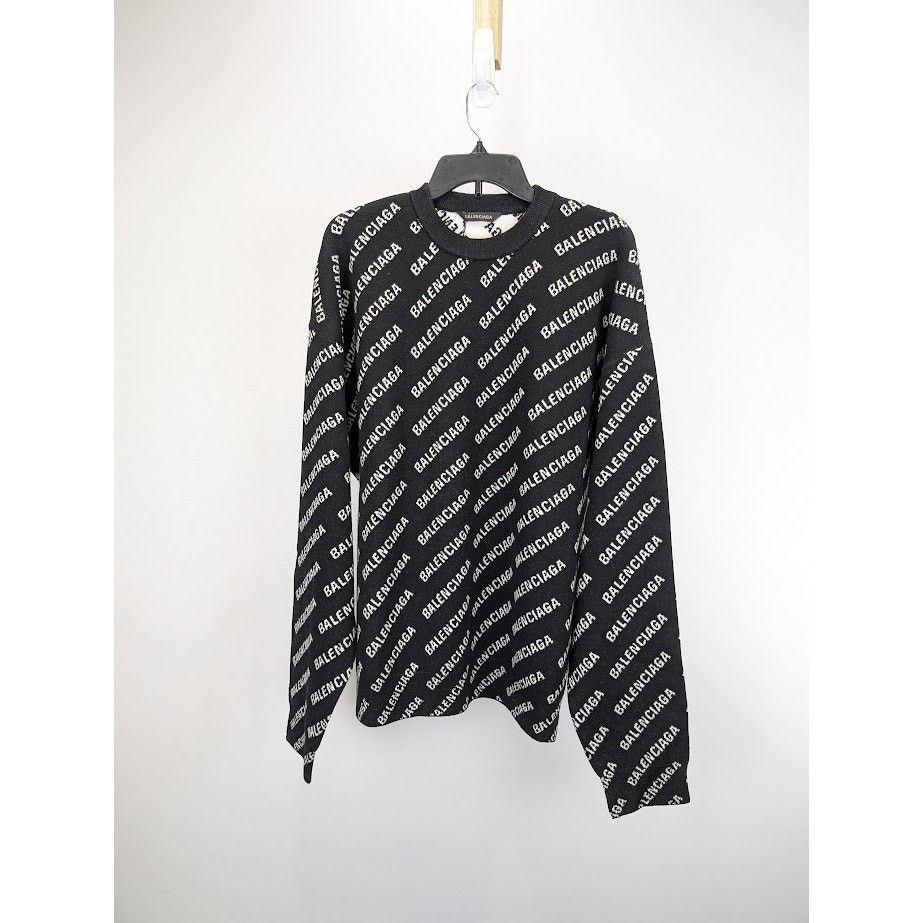 Balenciaga o1rshd1 Q:2 / All Over Logo Sweater in Black Size US L / EU 52-54 / 3 - 1 Thumbnail