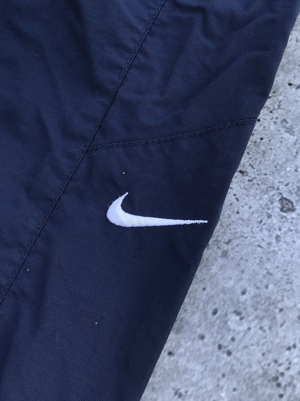 Nike × Vintage Nike Vintage Nylon Track Pants Size US 31 - 5 Thumbnail