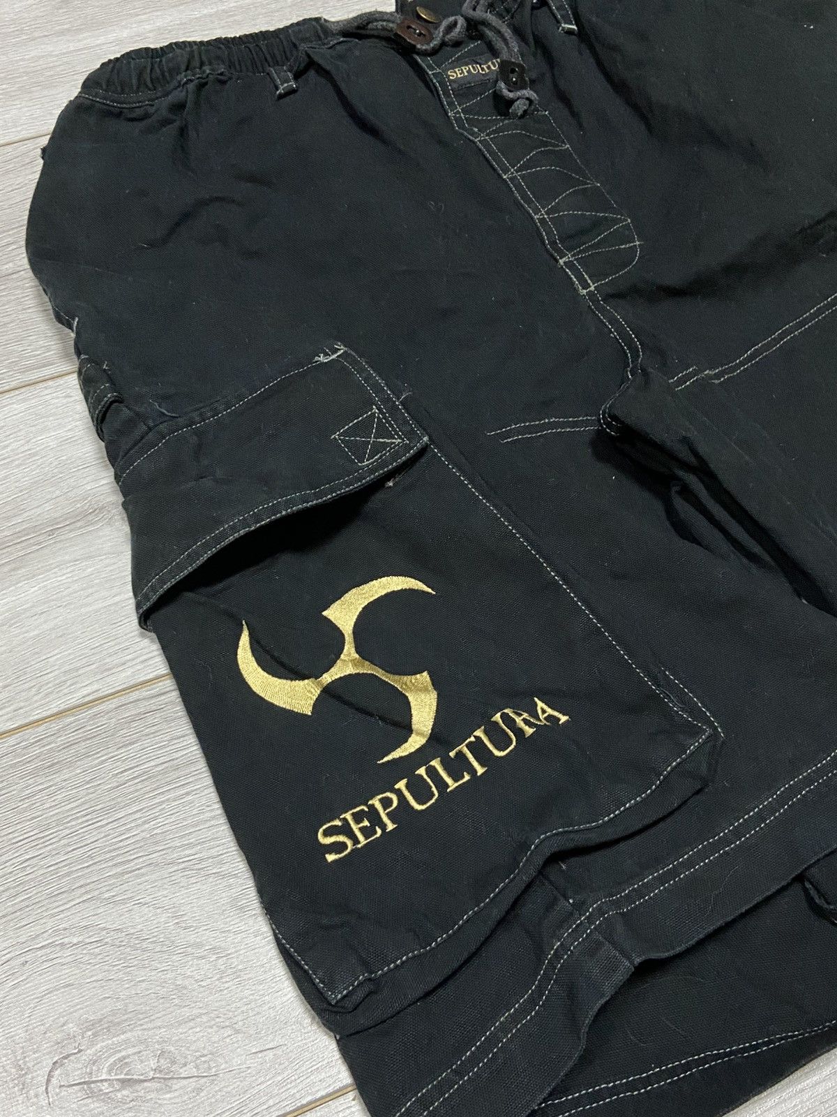 Vintage Sepultura BBC Blue grape company cargo shorts RARE Size US 36 / EU 52 - 6 Thumbnail