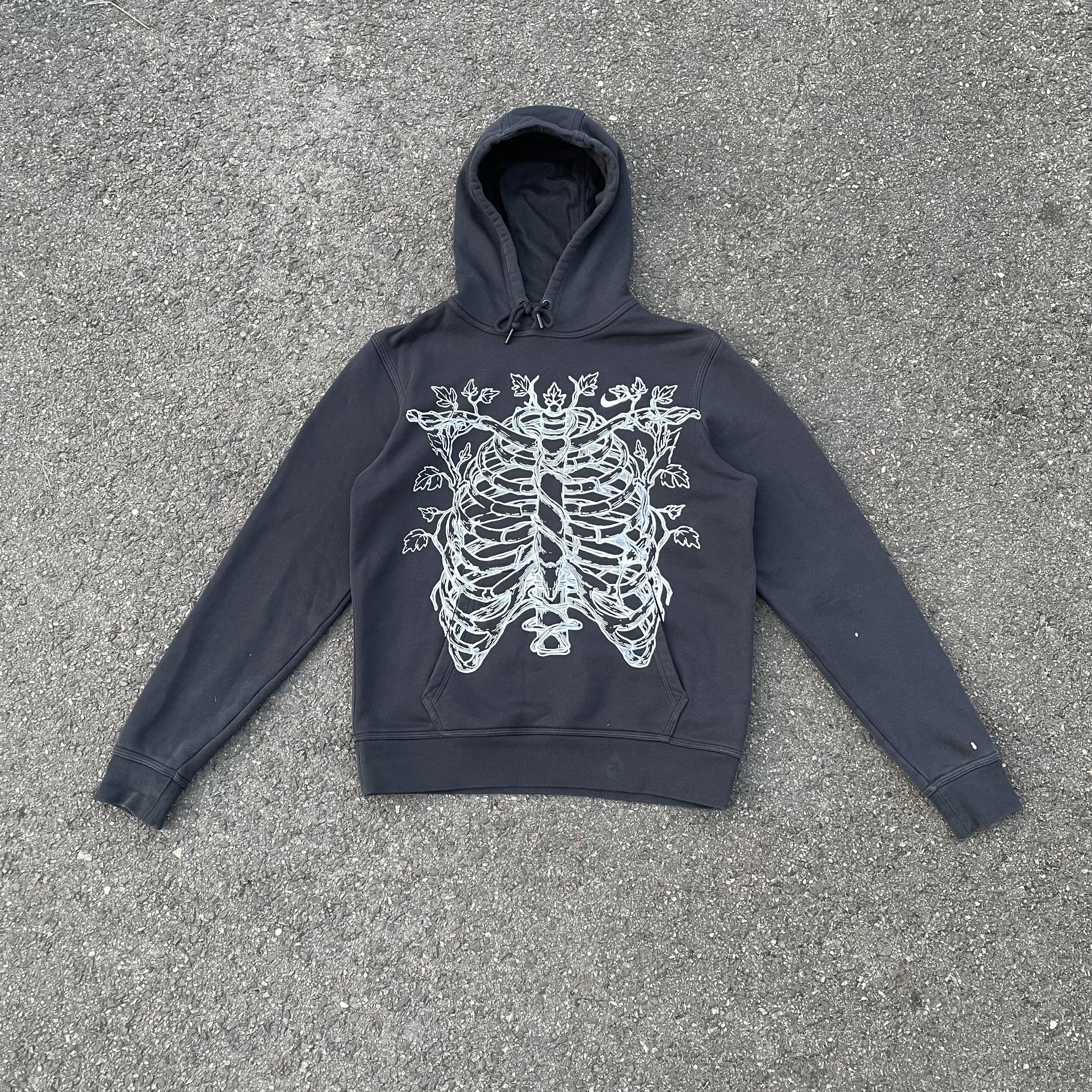 Nike Custom Upcycled Nike hoodie Skeleton art grunge opium y2k Size US M / EU 48-50 / 2 - 1 Thumbnail