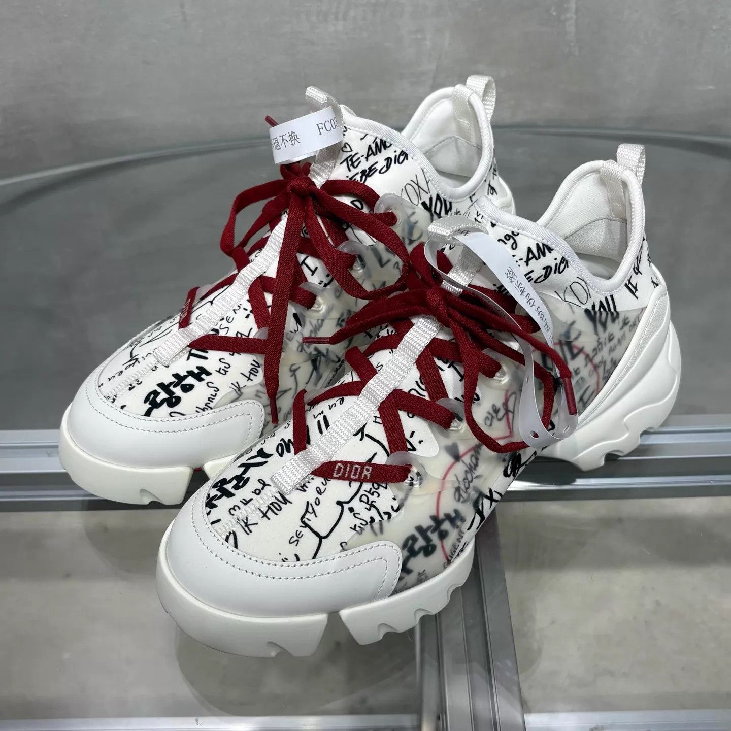 Dior Dior Doodle Dad Sneaker White Red V-Day Women's 37 Size US 6.5 / IT 36.5 - 2 Thumbnail