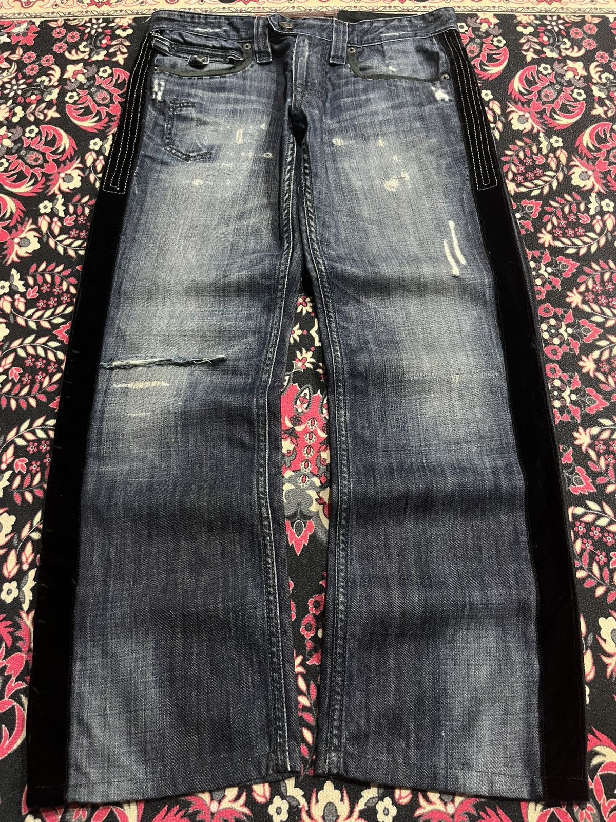 Vintage Ben Tavernity Velvet Side Panel Distressed Blue Jean