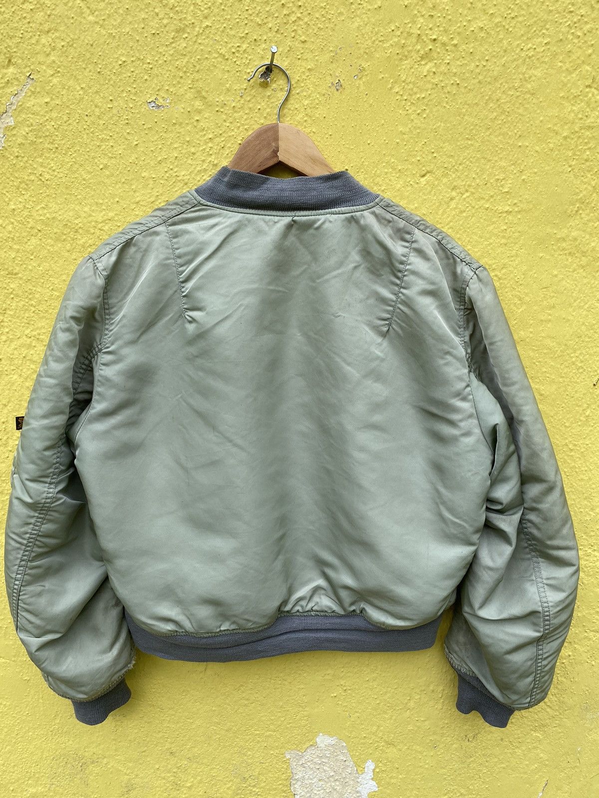 Alpha Industries Vintage ma-1 Alpha industries bomber jacket Size US M / EU 48-50 / 2 - 24 Thumbnail