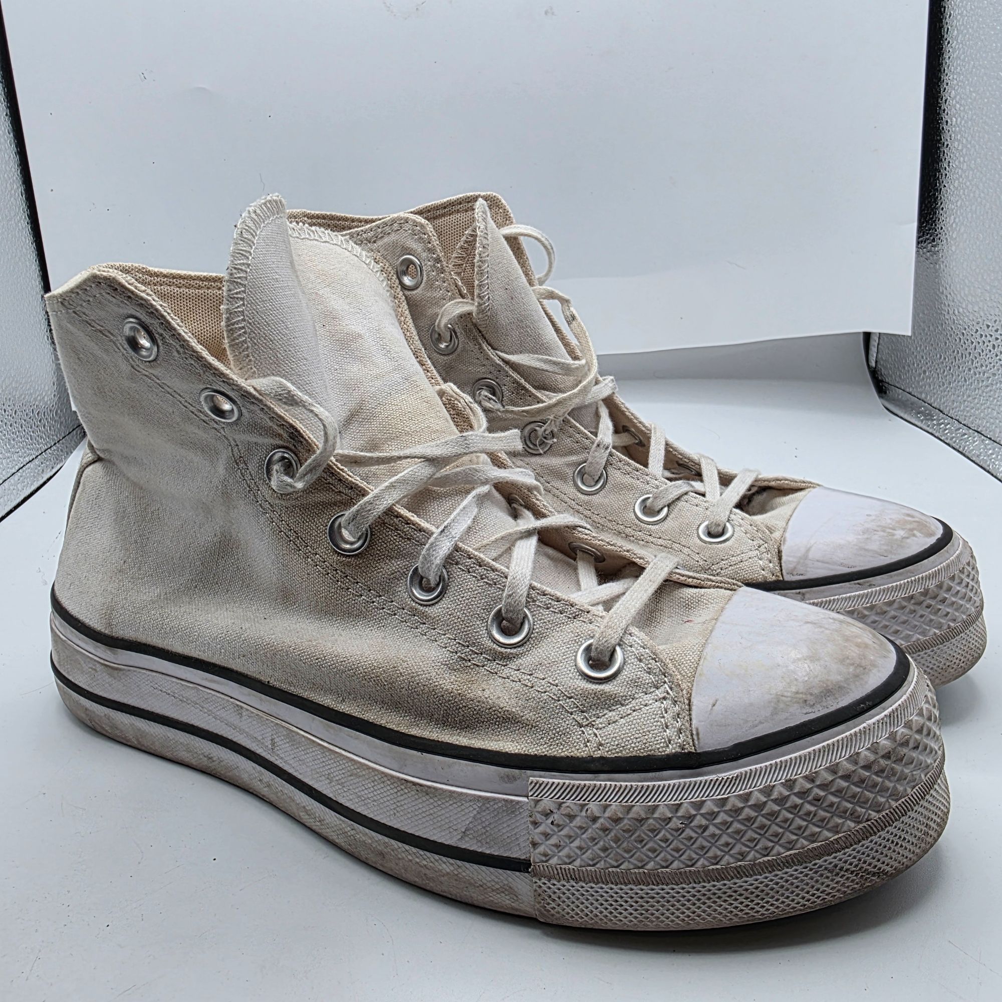 Converse Converse Chuck Taylor All Star Lift Womens Size 9 White Canv Size US 9 / IT 39 - 1 Thumbnail