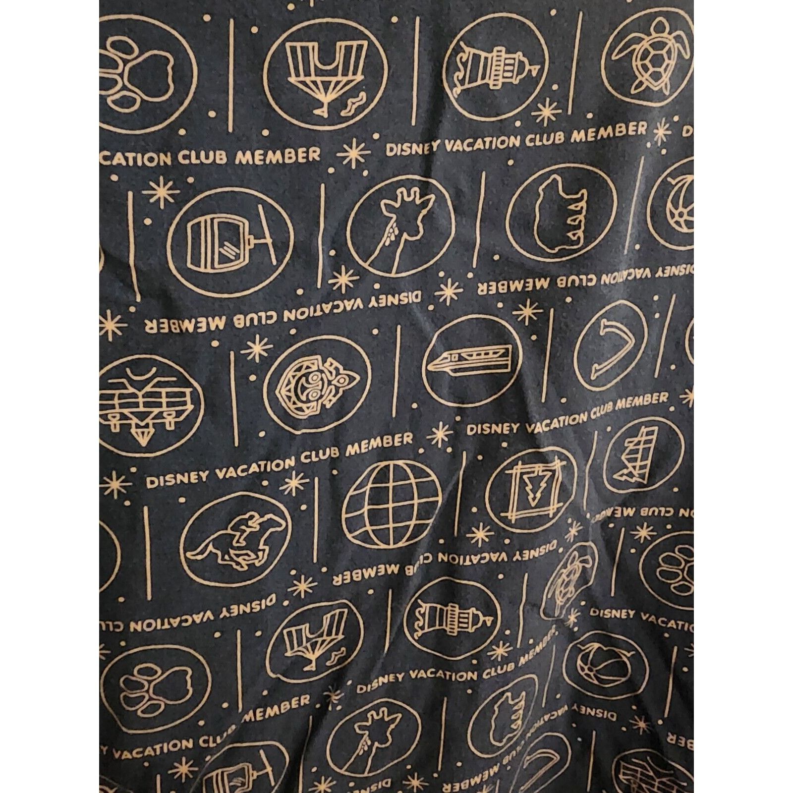 Disney Disney Vacation Club Member Resort Icons Print Men's Shirt Size US S / EU 44-46 / 1 - 6 Thumbnail