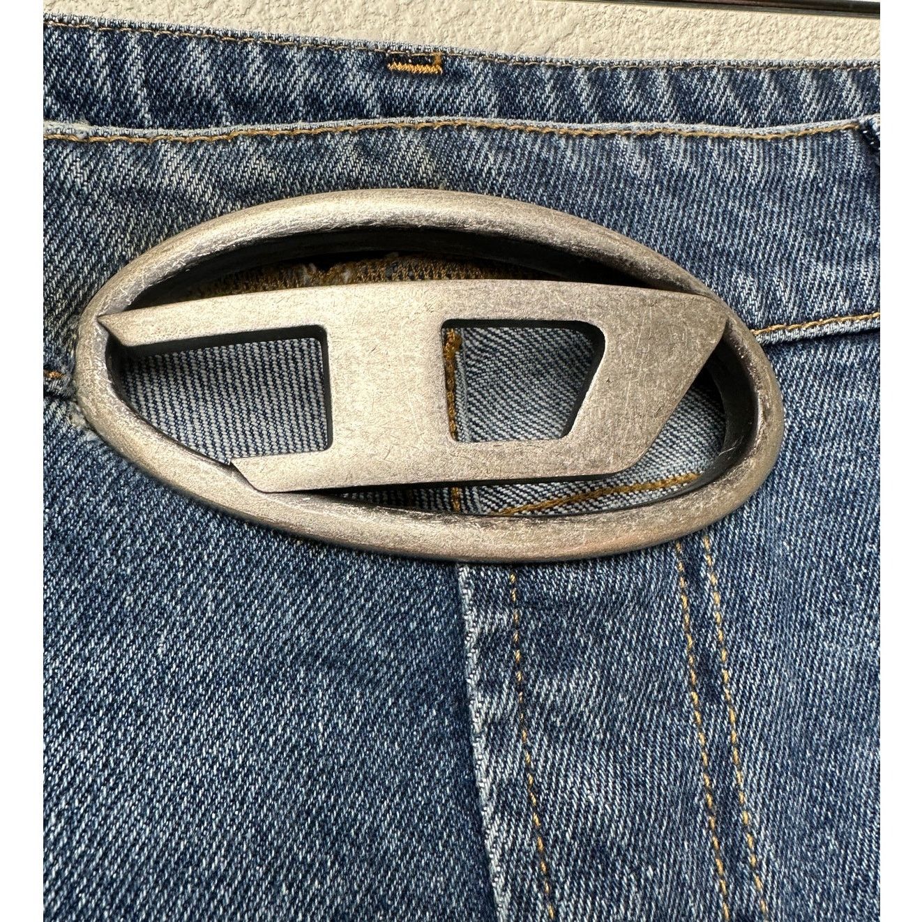 Diesel Rare Diesel Jeans Medium Wash Womens US 32 D Buckle Size 32" / US 10 / IT 46 - 4 Thumbnail