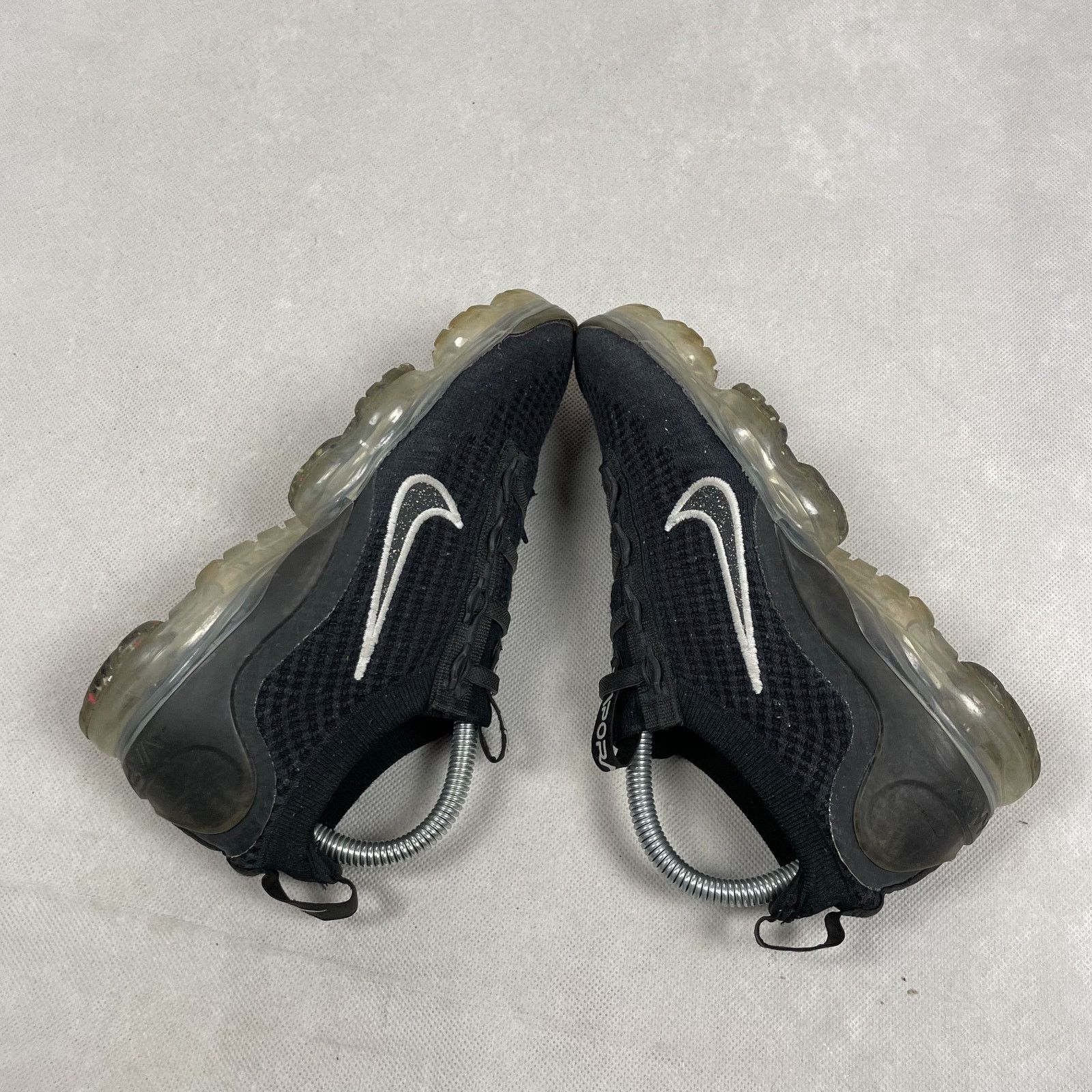 Nike Nike Air Vapormax 2021 FK DC4112-002 Womens Black Sneakers 7 Size US 7 / IT 37 - 4 Thumbnail