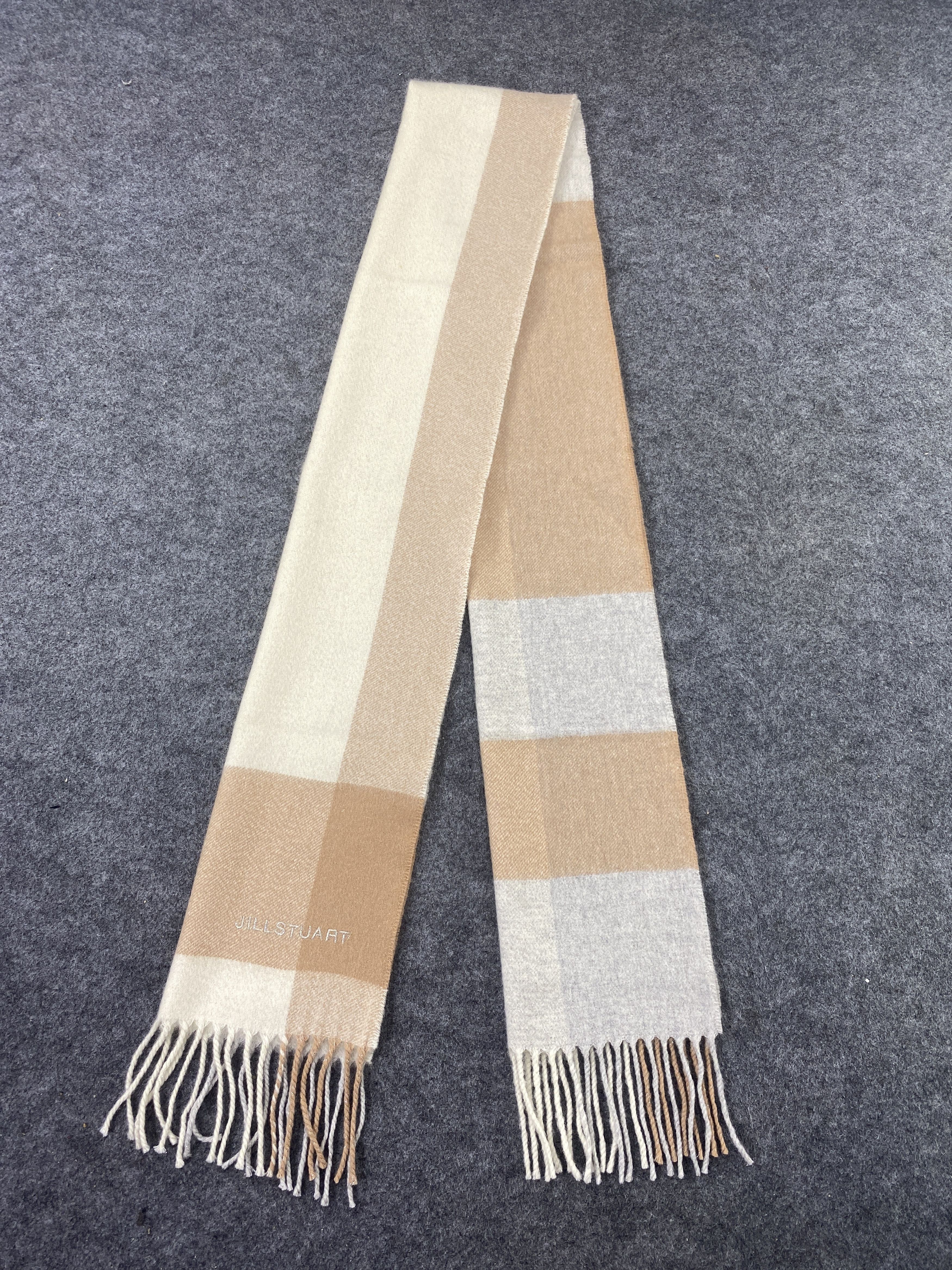 Jil Stuart Jill Stuart Scarf / Muffler / Neckwear -T1054 Size ONE SIZE - 4 Thumbnail