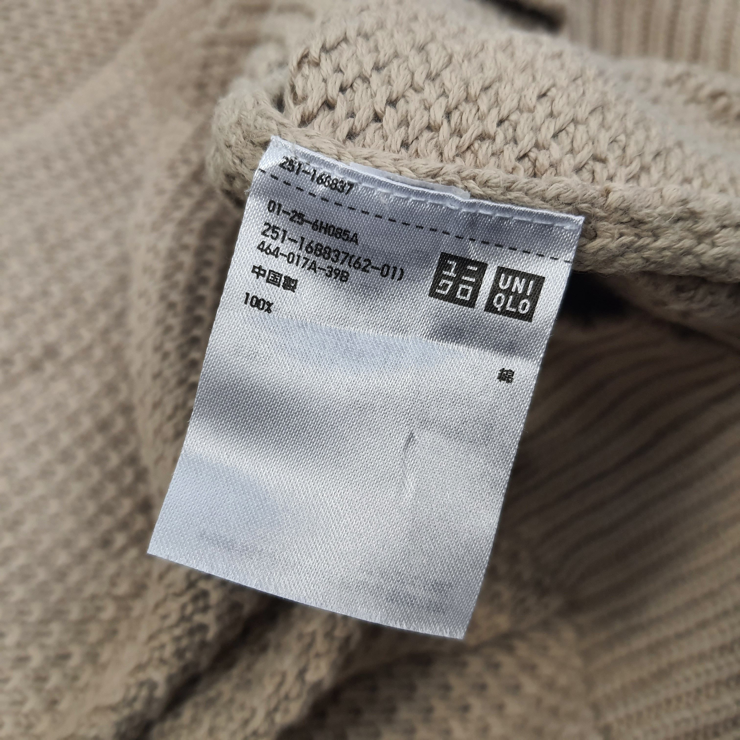Japanese Brand Vintage Uniqlo Custom Logo Knitwear C224N26 Size US L / EU 52-54 / 3 - 5 Thumbnail