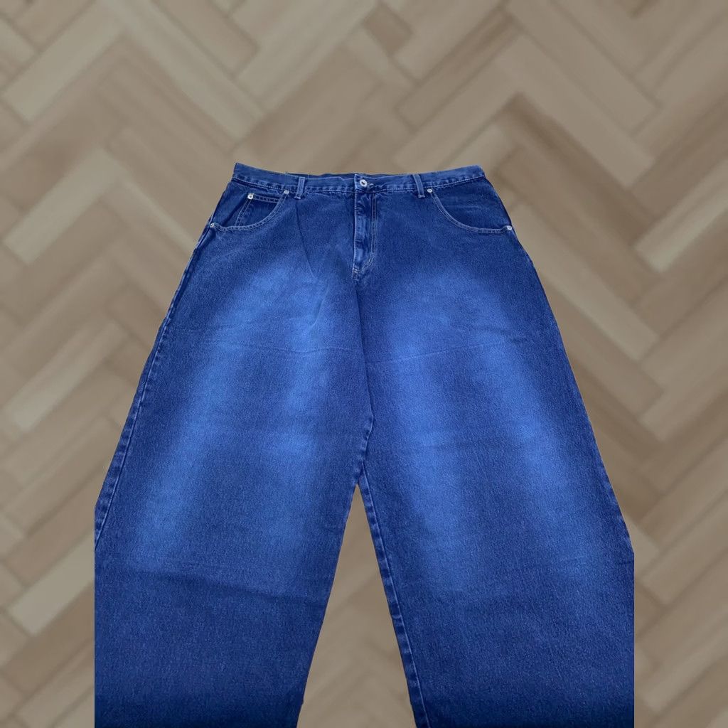 Vintage VINTAGE Solo Denim Jeans Men 40x31 Blue 90s Y2K Baggy Skate Hip Hop 13223 Jeans Mens 40 Regular Blue 5-Pocket Design Inseam 31 Baggy Straight Vintage Size US 40 / EU 56 - 1 Thumbnail