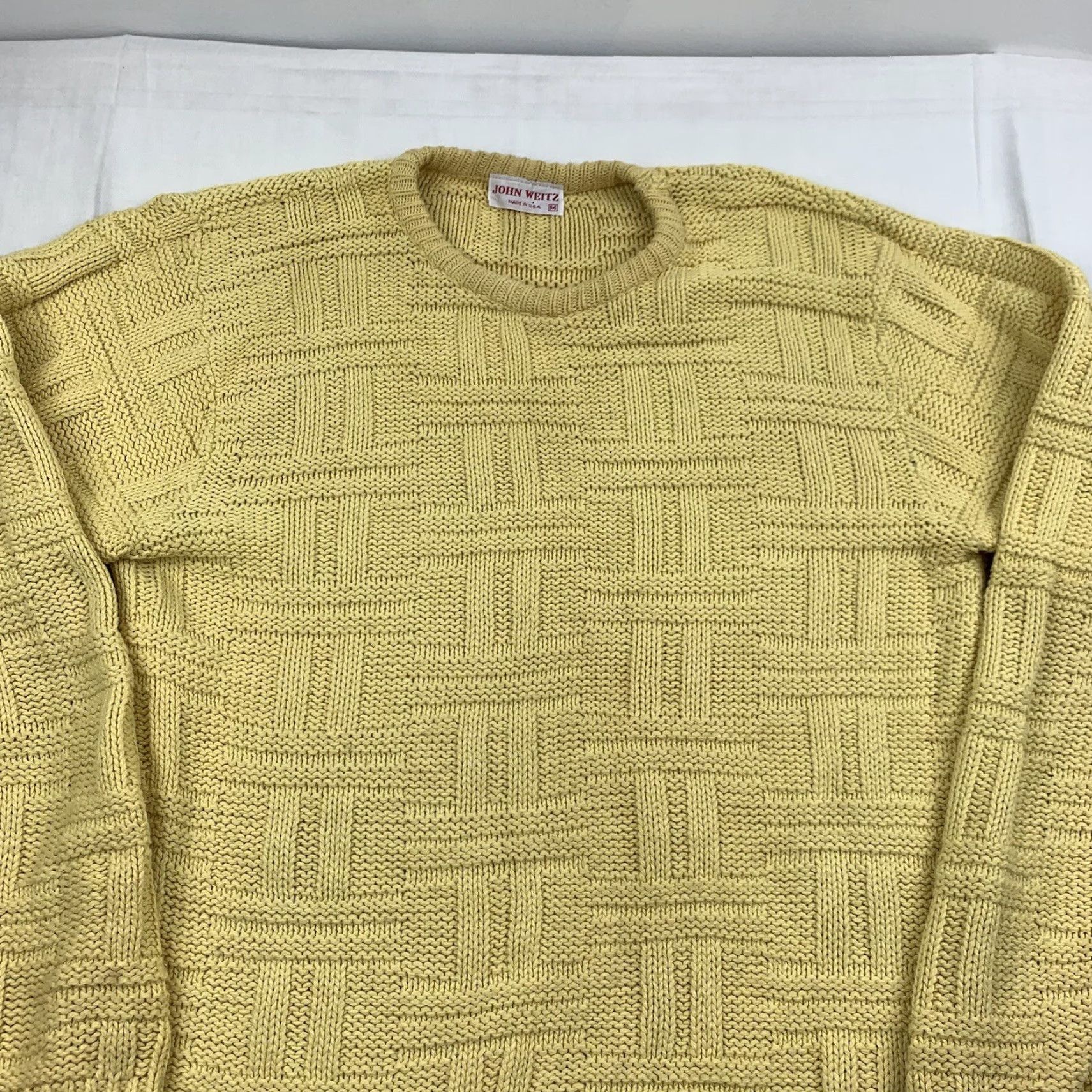 Vintage VINTAGE John Weitz Sweater Men Adult M Yellow Knit Pullover Crew Neck 90s 80s Made in USA Size US M / EU 48-50 / 2 - 2 Thumbnail
