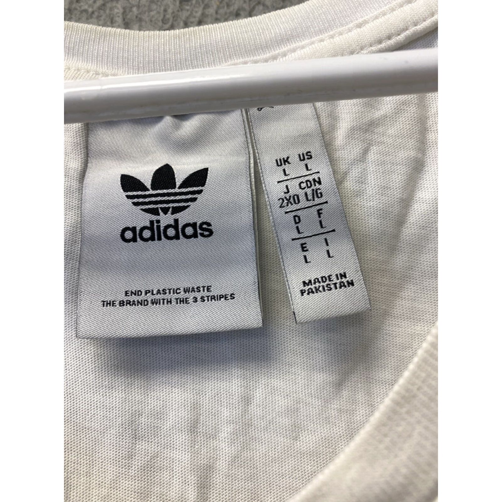 Adidas ADIDAS Tank Top Unisex Adults Large White Athletic Sports Apparel Size US L / EU 52-54 / 3 - 3 Thumbnail